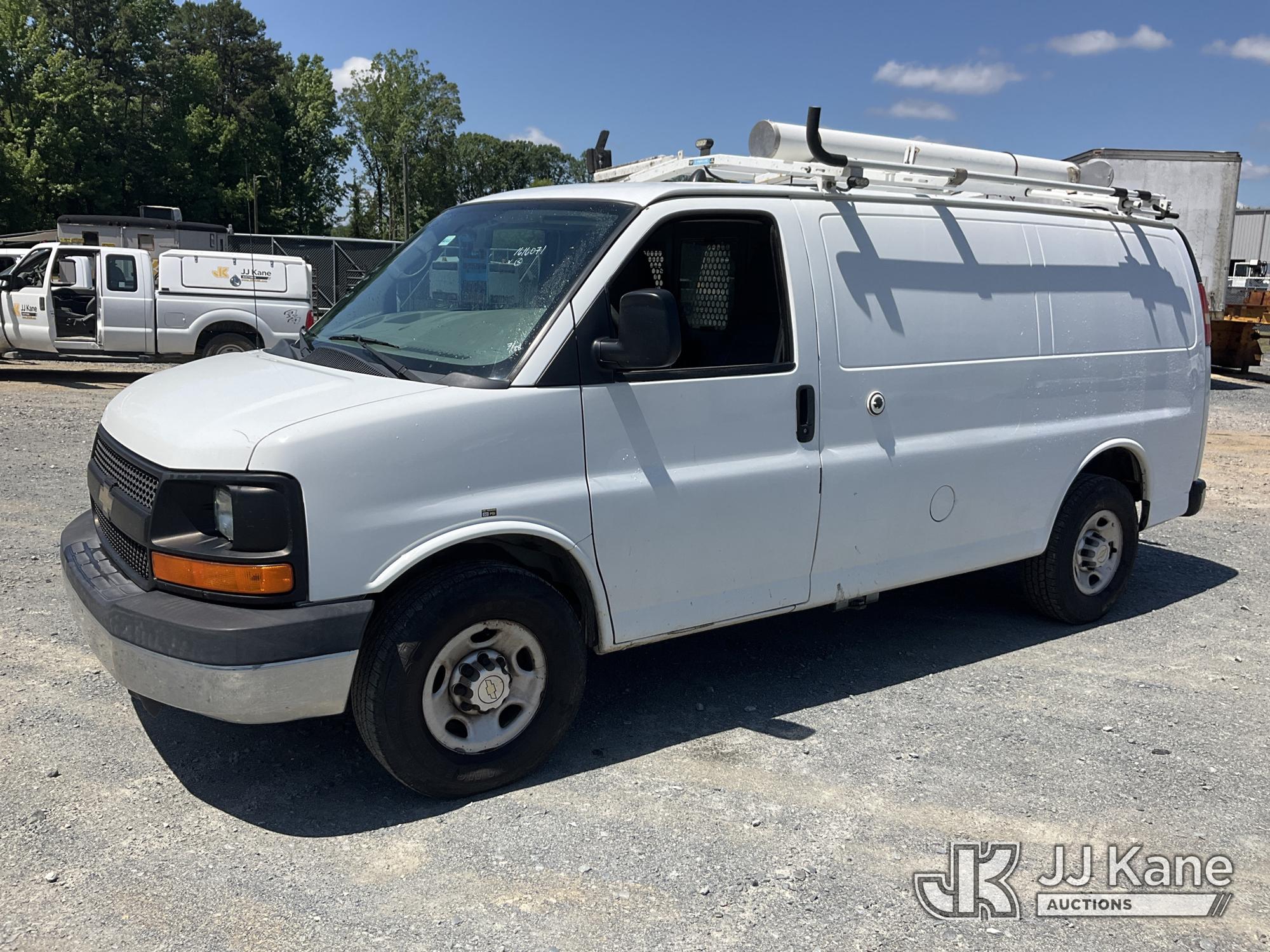 Photo of a 2014 Chevrolet Express G2500