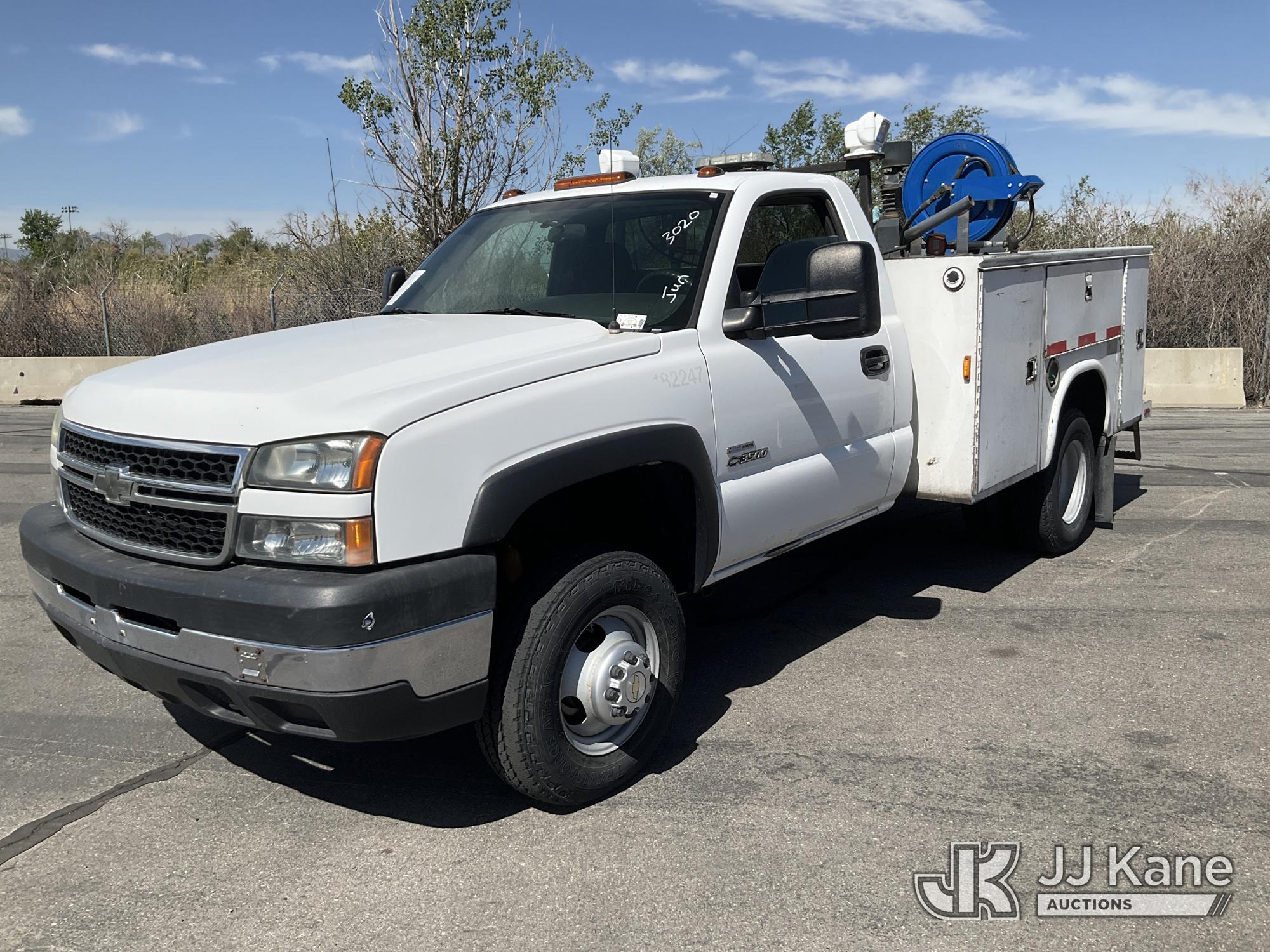 Photo of a 2007 Chevrolet Silverado 3500 4x4