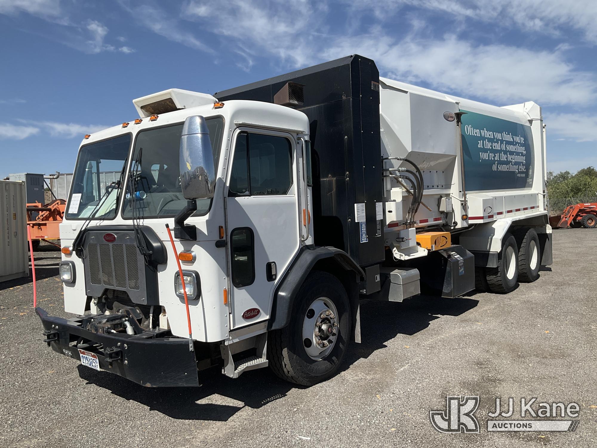 Photo of a 2019 Peterbilt 320