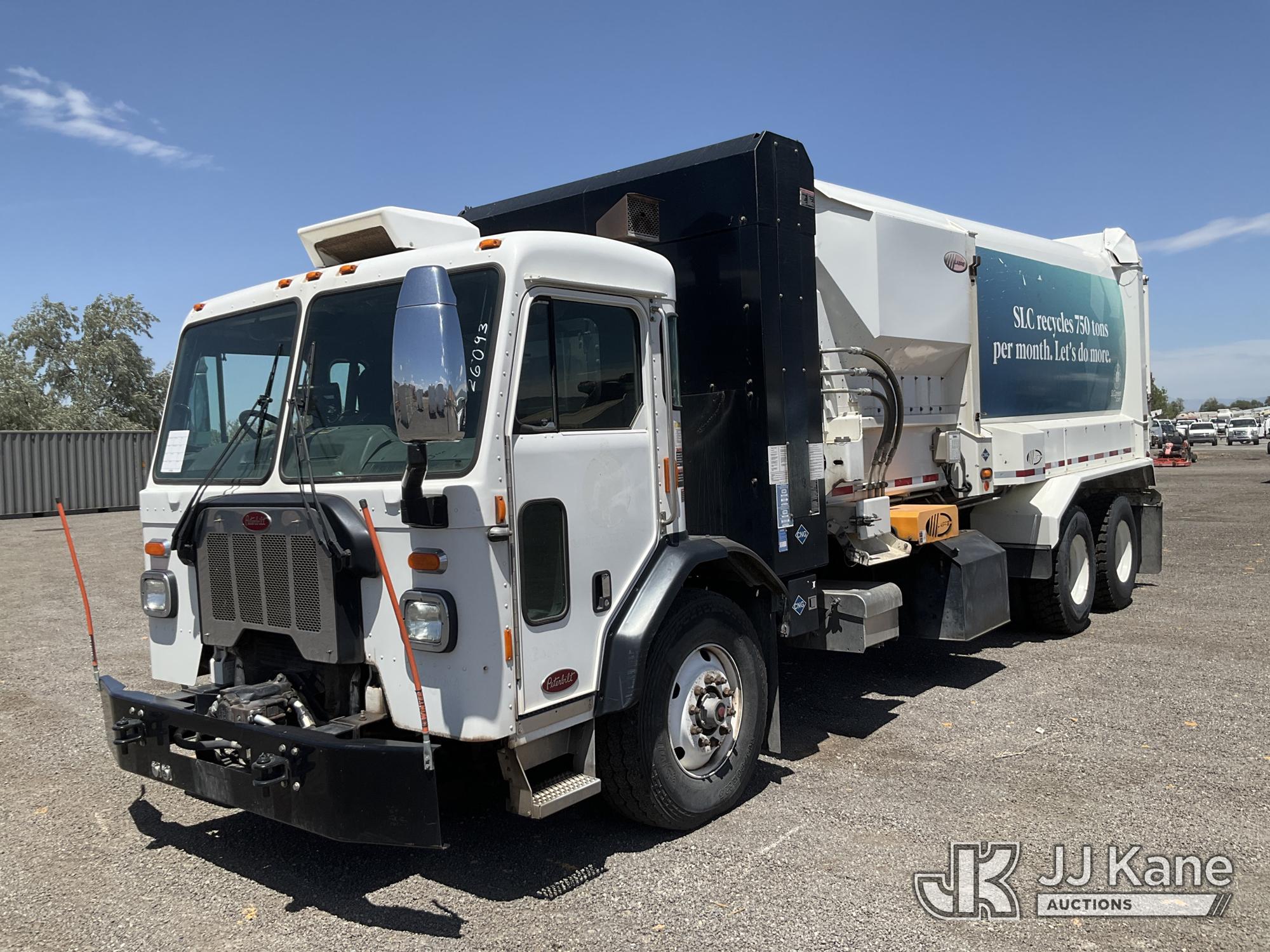 Photo of a 2019 Peterbilt 320