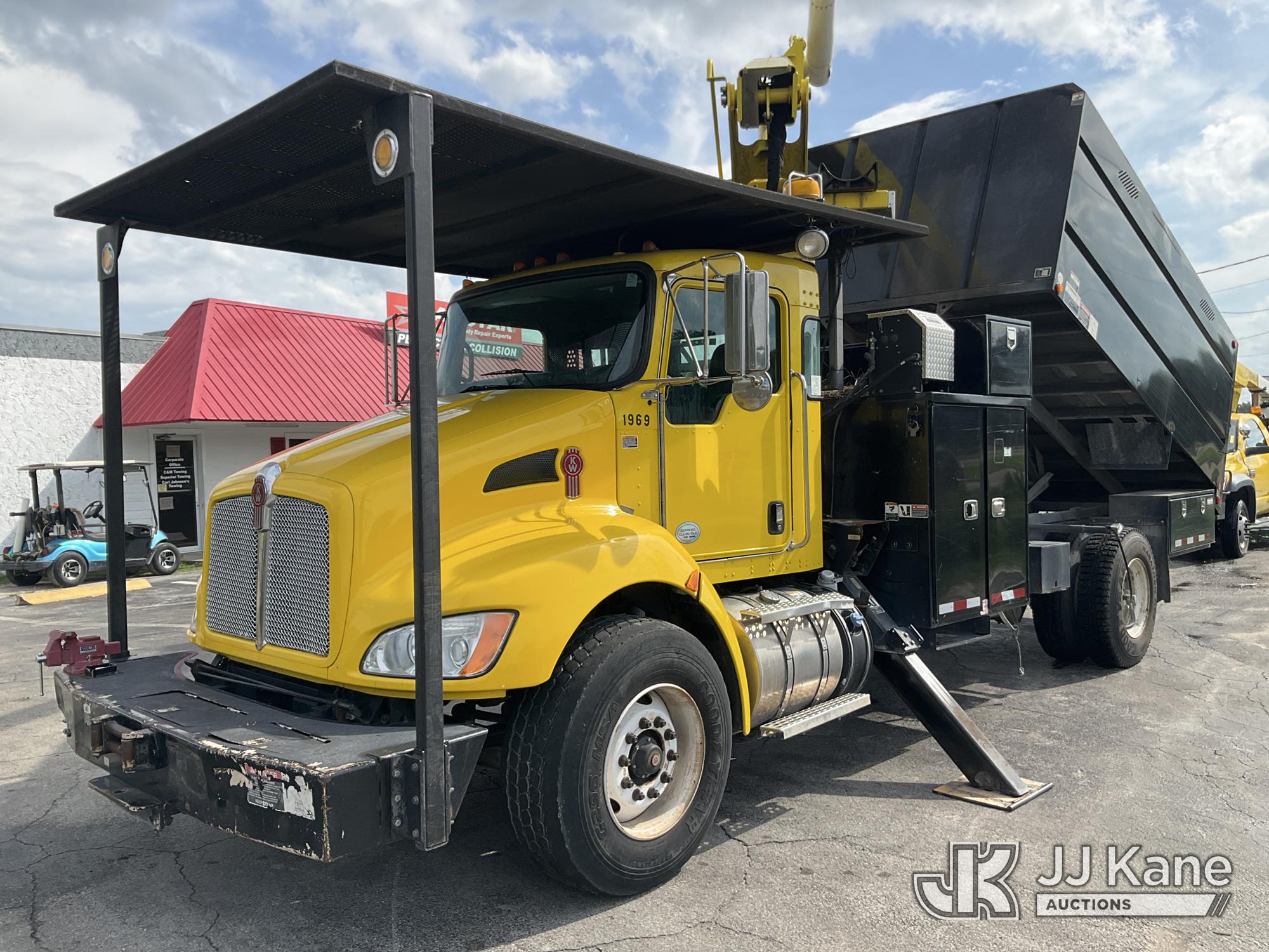 Photo of a 2015 Kenworth T370