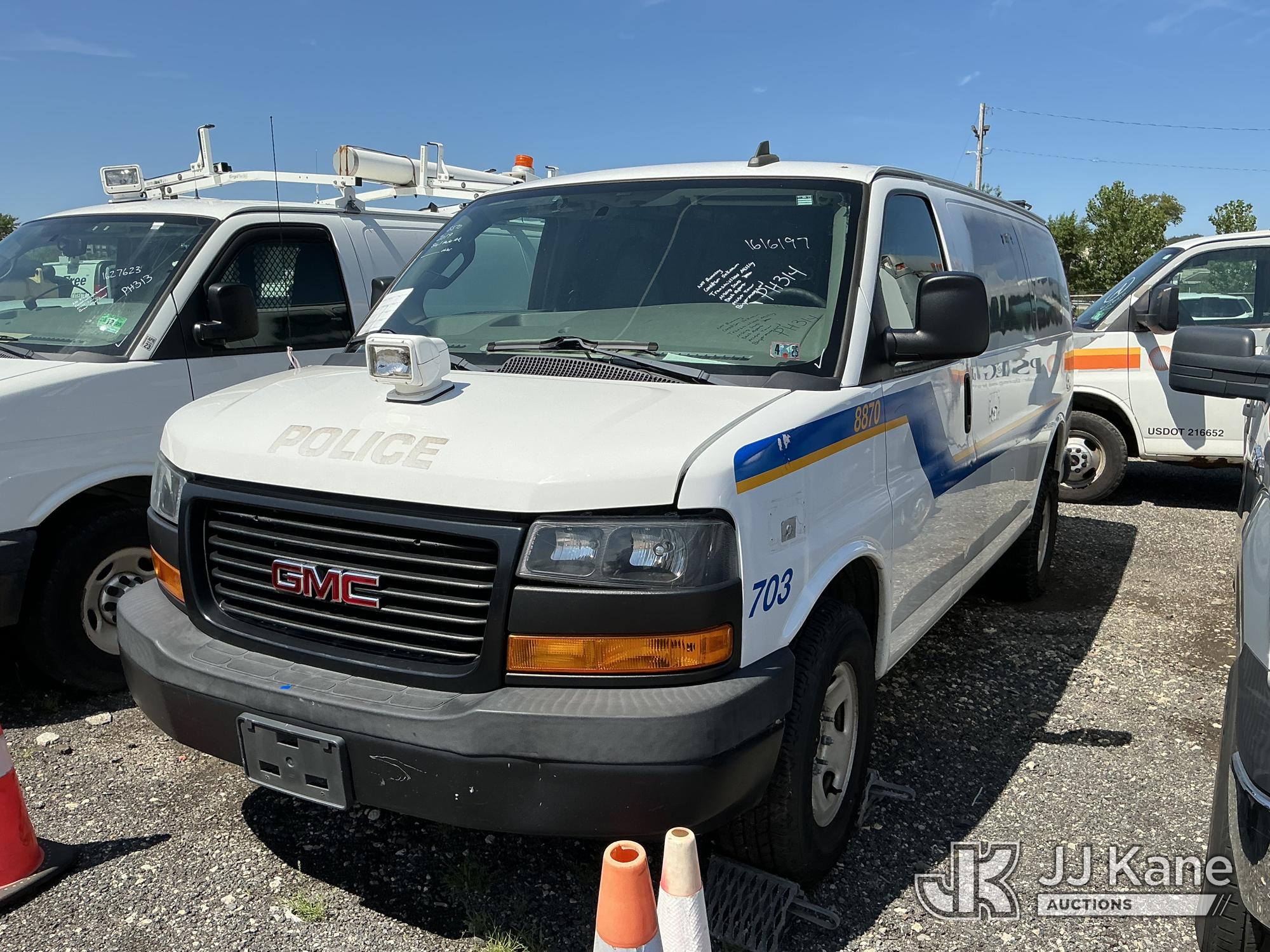 2019 GMC Savana G3500 Cargo Van