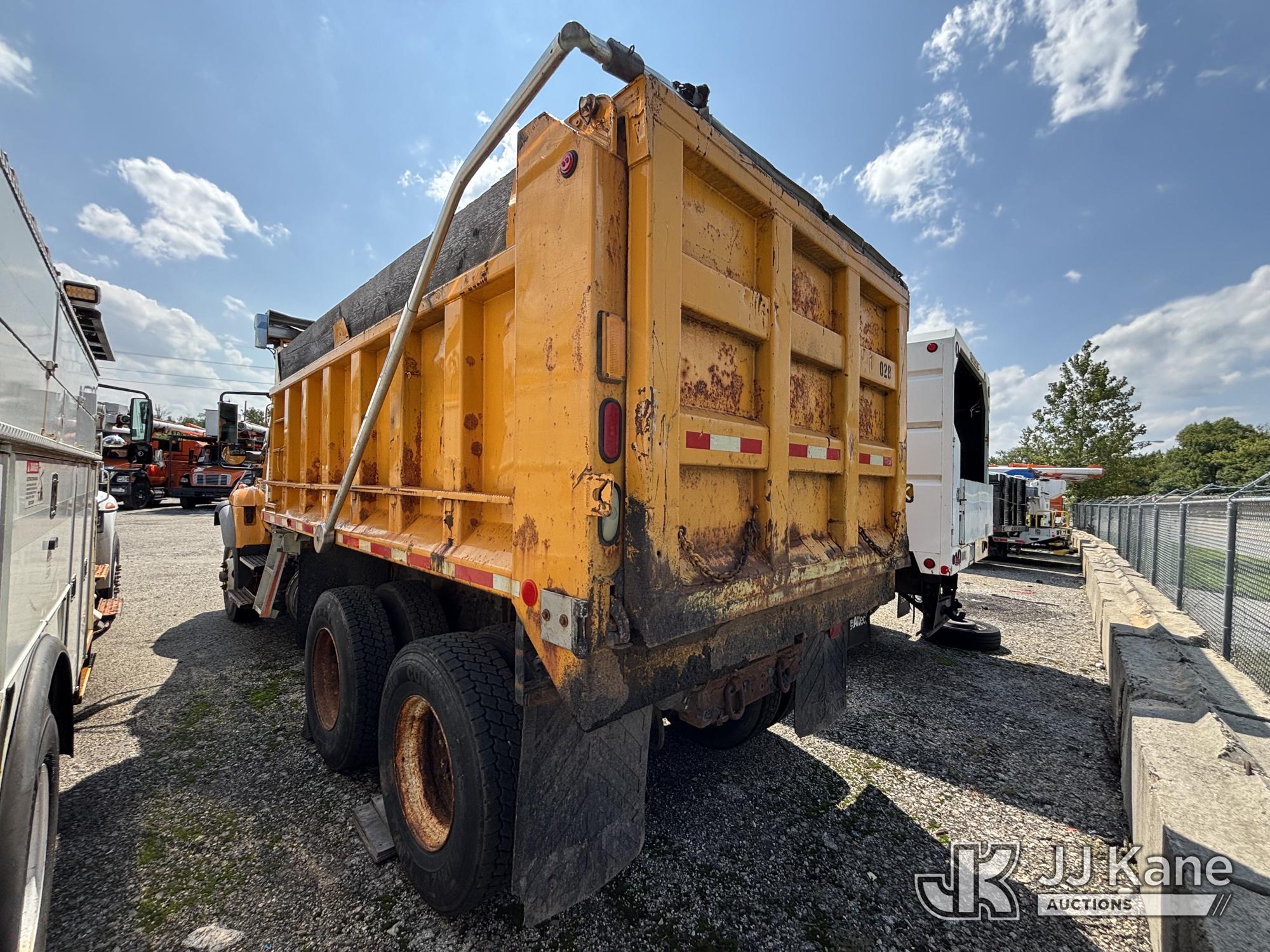 2005 International 7400