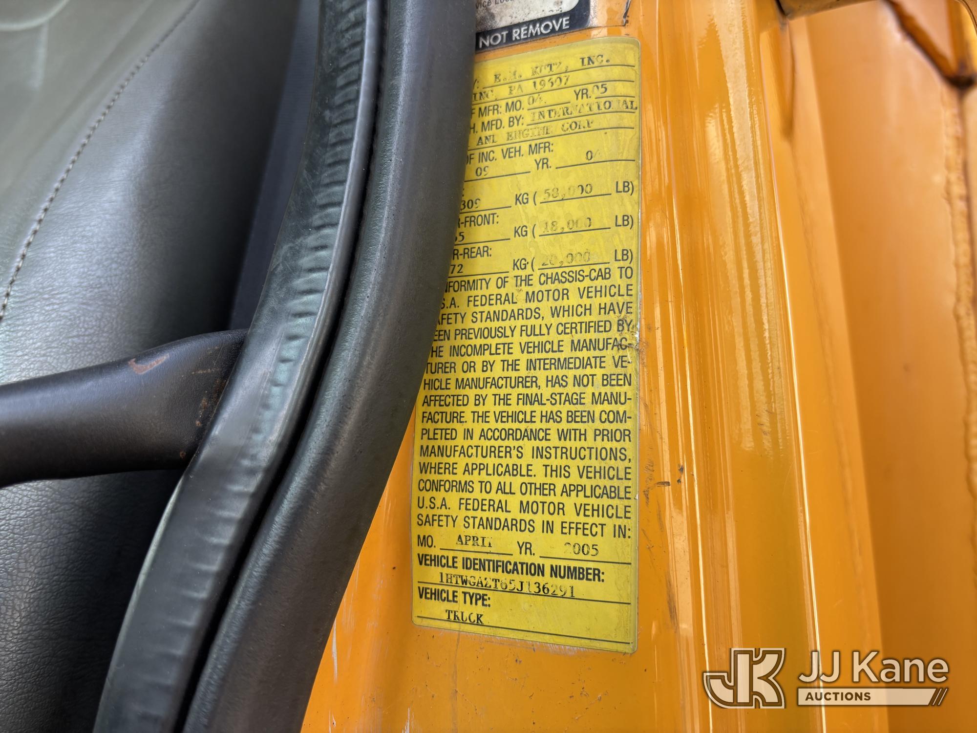 2005 International 7400