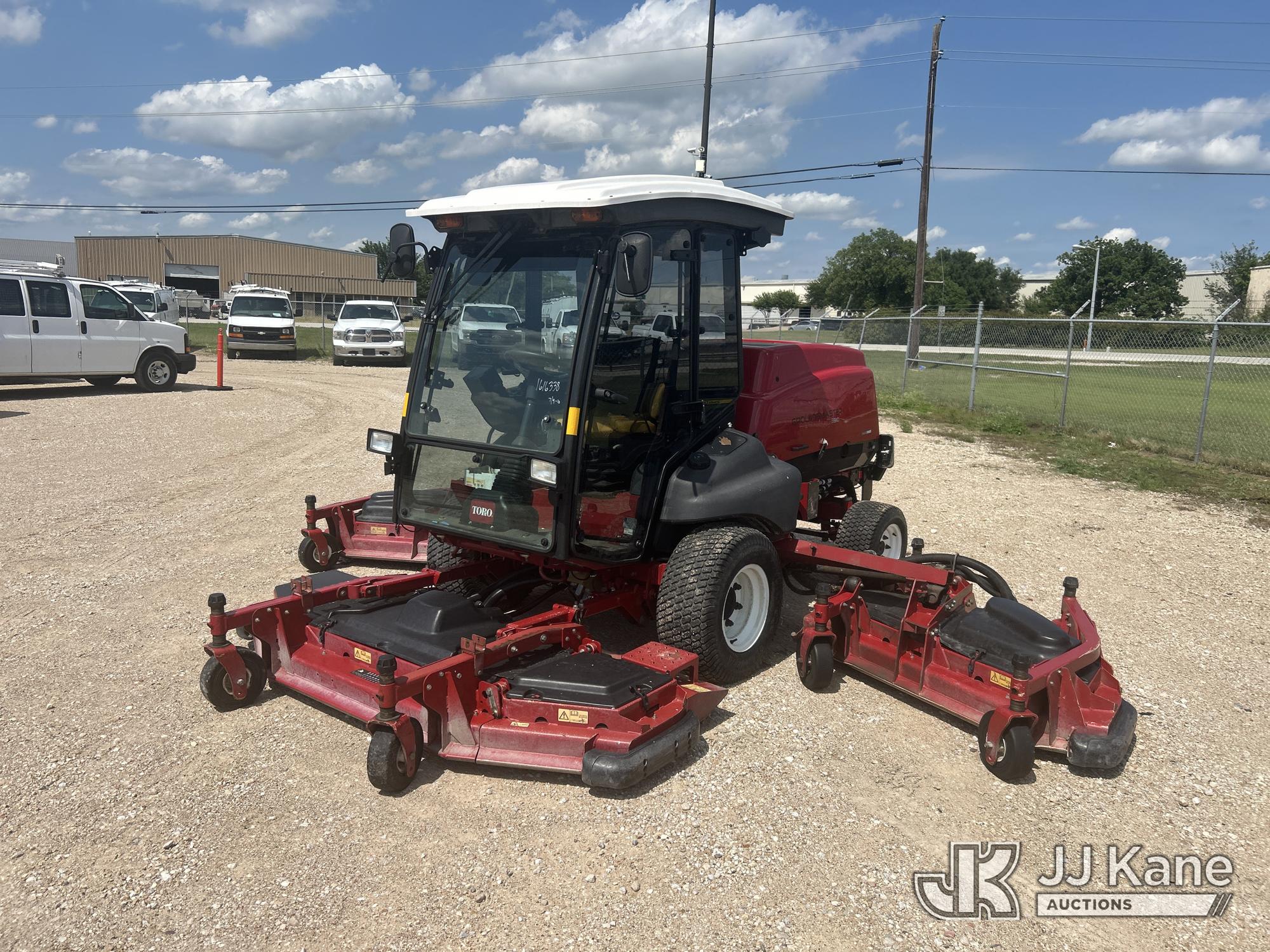 Photo of a 2017 Toro Ground MASTER 5910