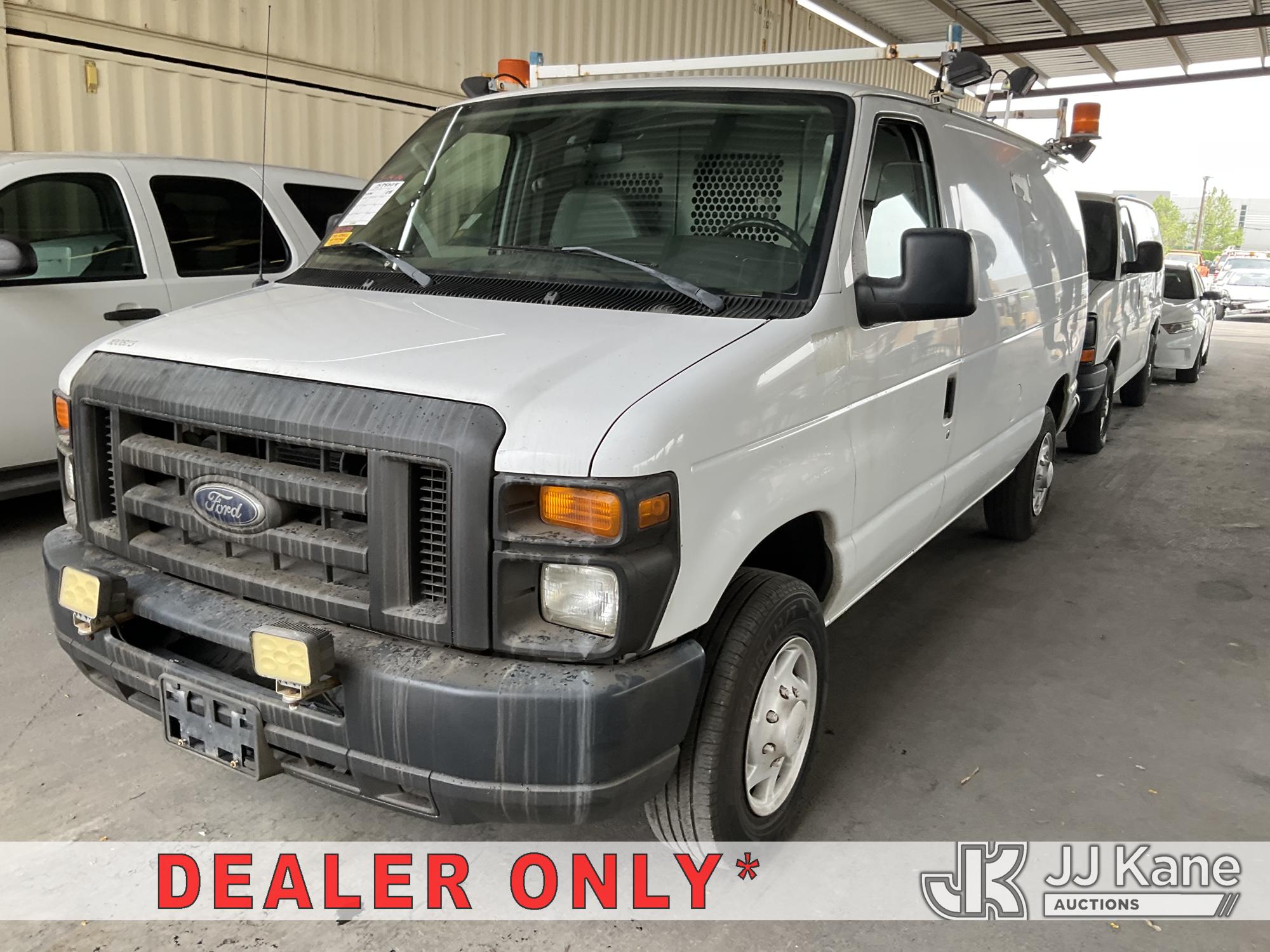 Photo of a 2008 Ford Econoline E-150