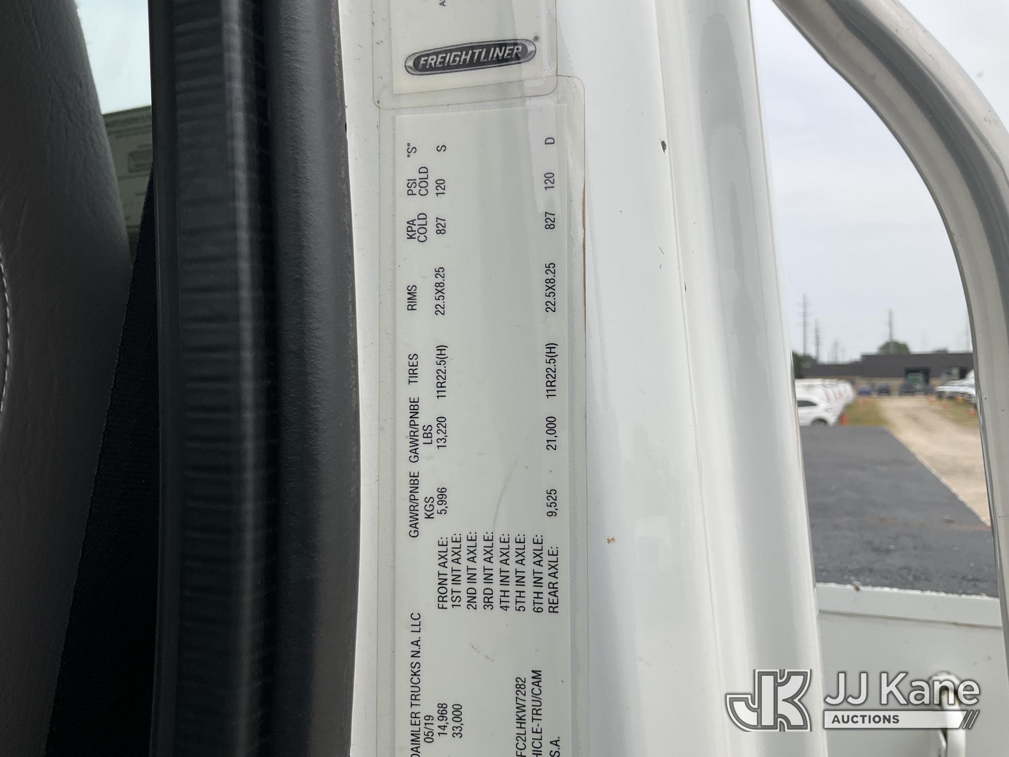 2020 Freightliner M2-106