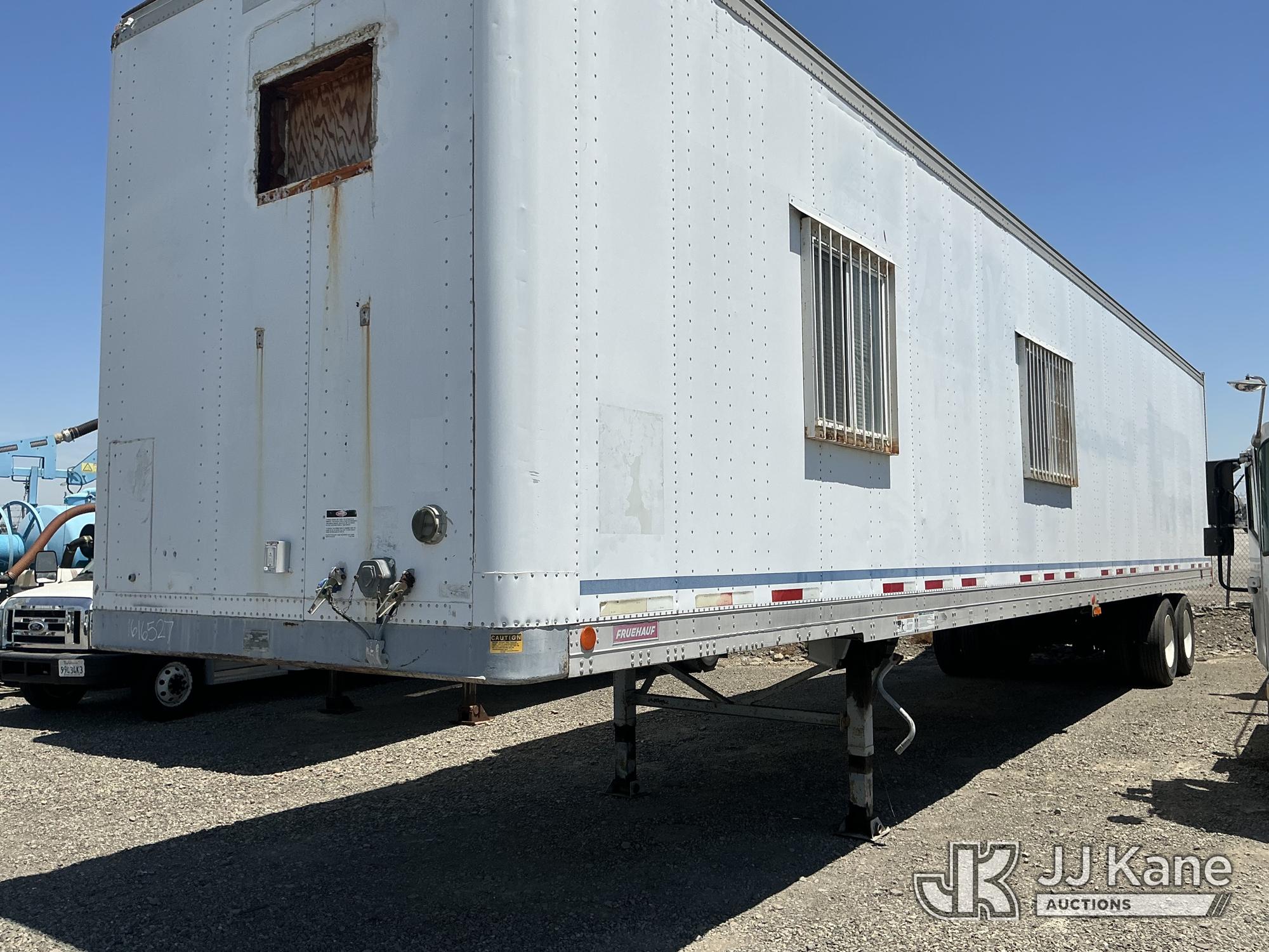 1996 Fruehauf T/A Van Body/Office Trailer