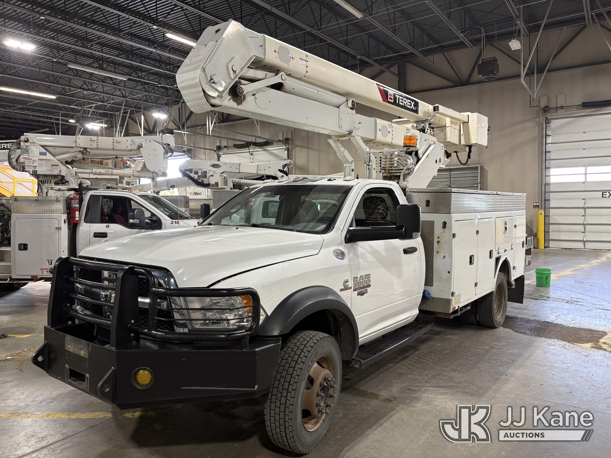 HiRanger HR40-M, Material Handling Bucket Truck mounted behind cab on 2017 RAM 5500 Service Truck, Co-op Owned