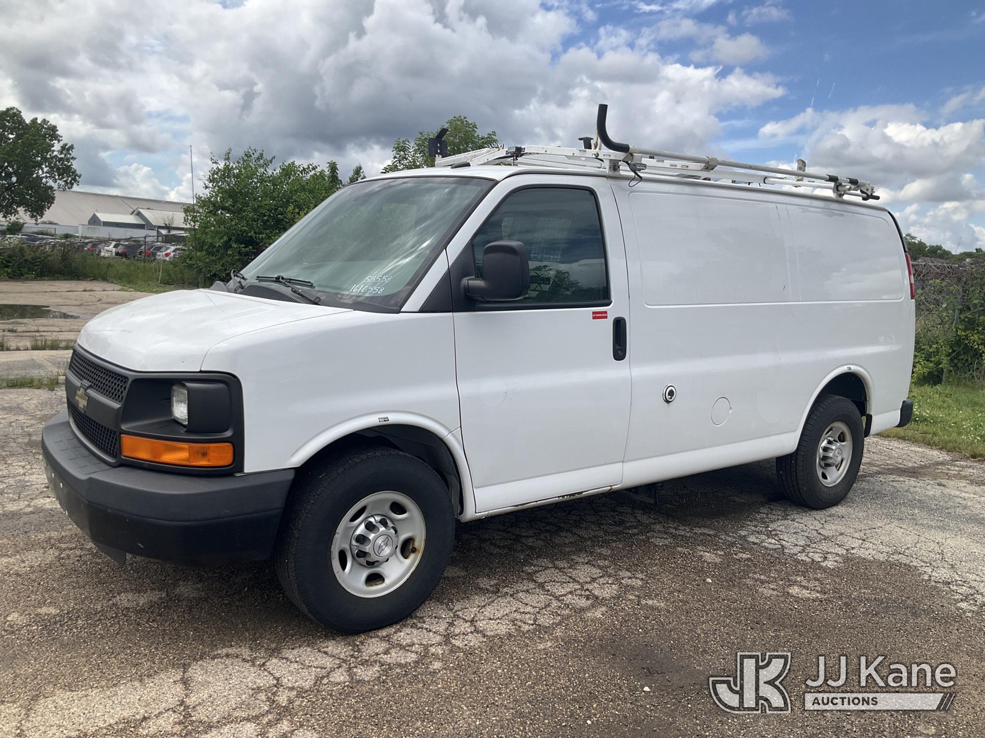 Photo of a 2015 Chevrolet Express G2500