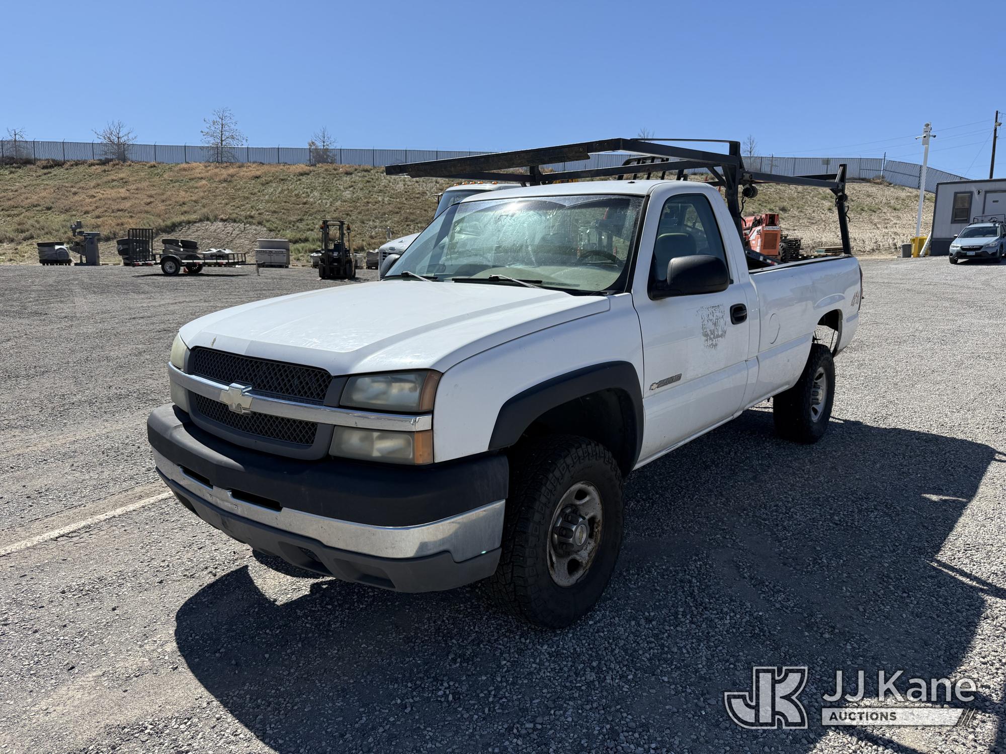 Photo of a 2004 Chevrolet Silverado 2500HD 4x4