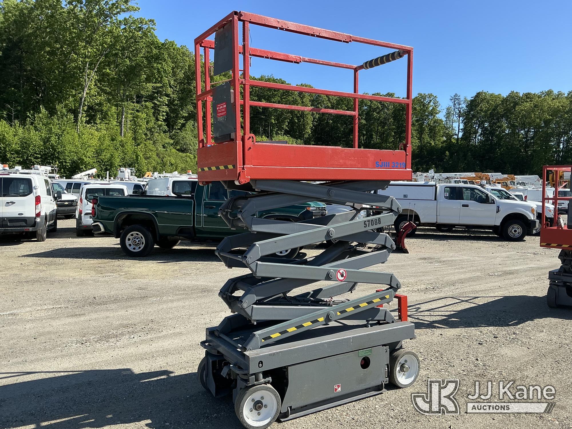 Photo of a 2013 Skyjack SJIII-3219