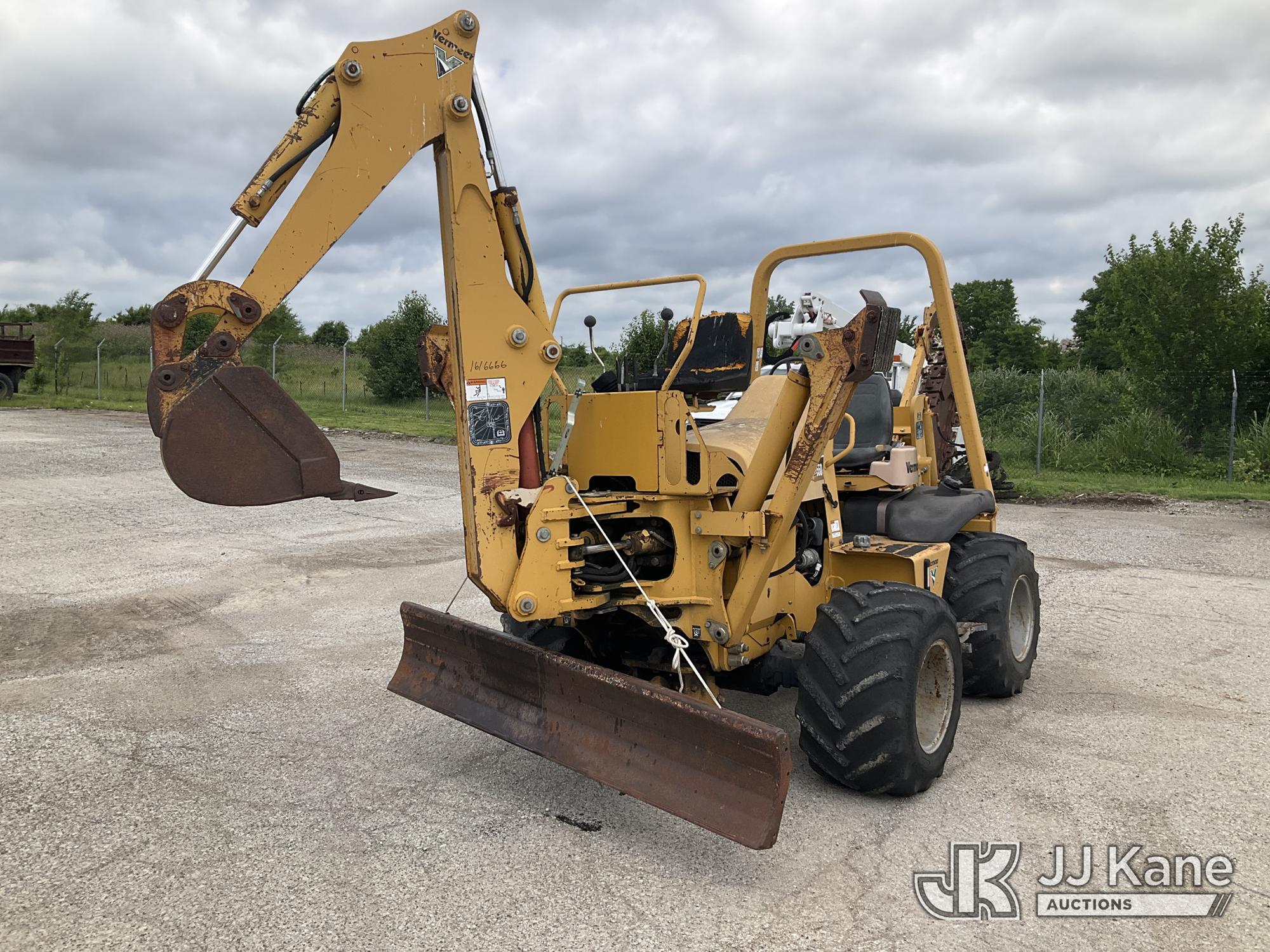 Photo of a 2010 Vermeer RTX550