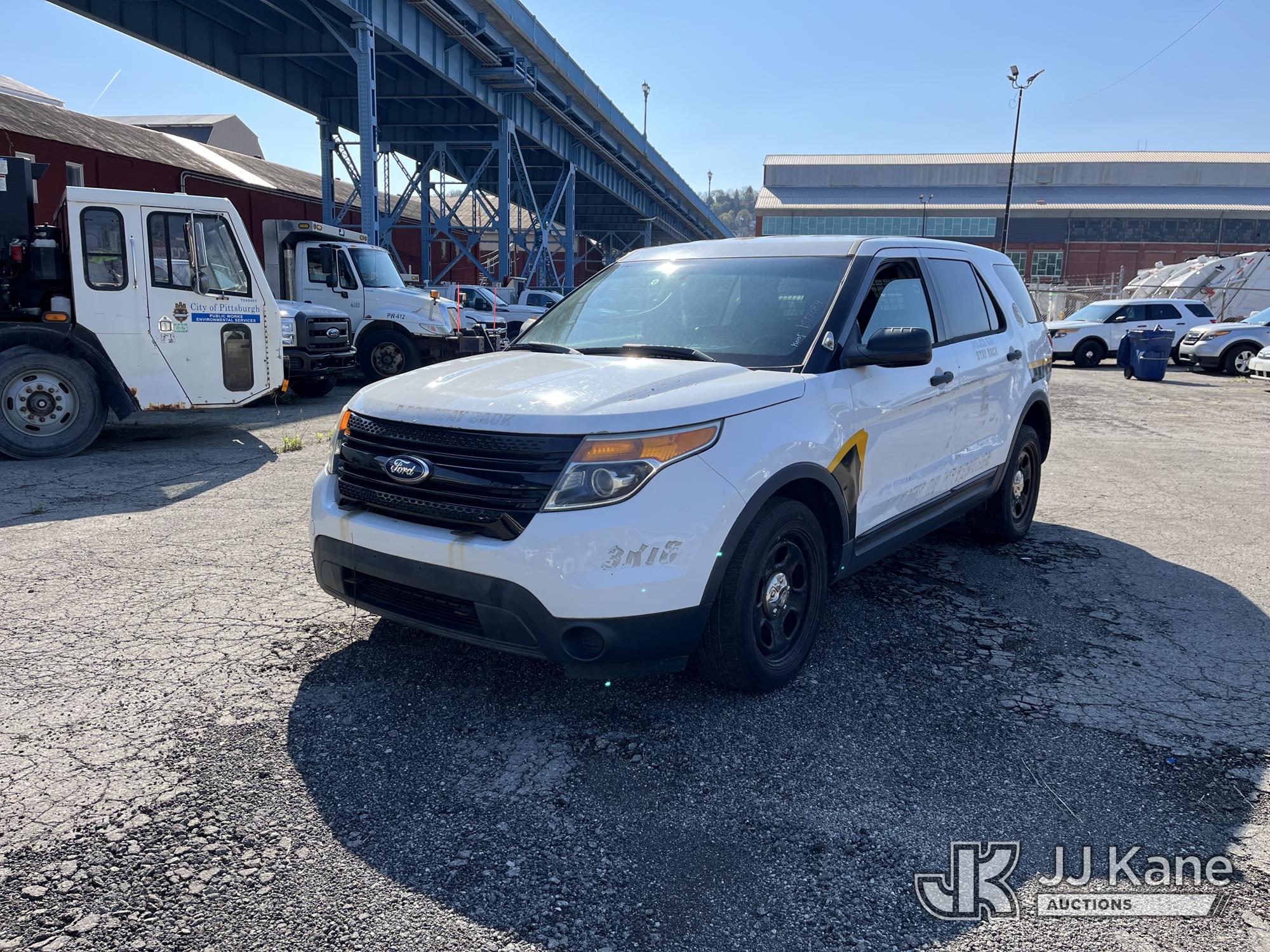Photo of a 2014 Ford Explorer AWD Police Interceptor