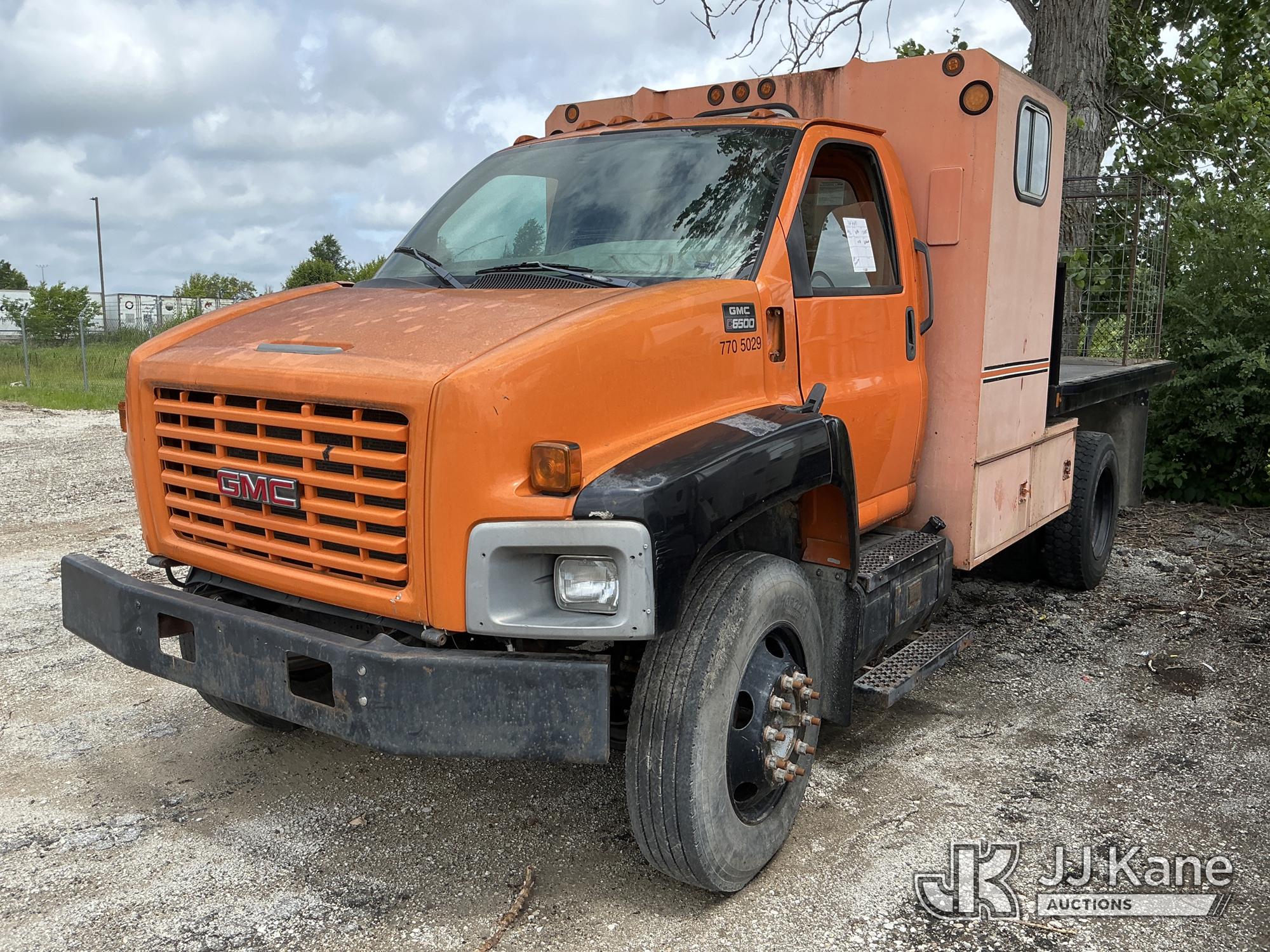 Photo of a 2005 GMC C6C042