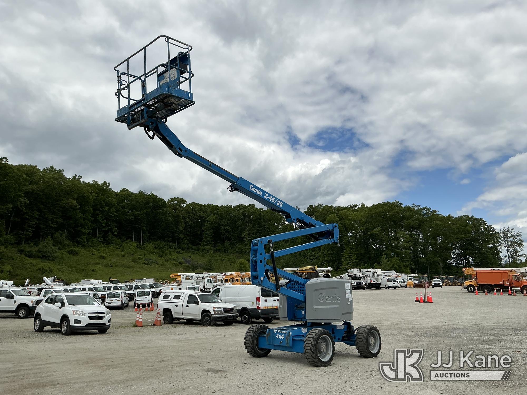 Photo of a 2016 Genie Z-45/25