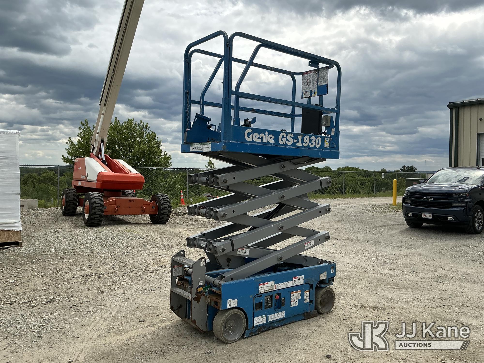Photo of a 2017 Genie GS1930