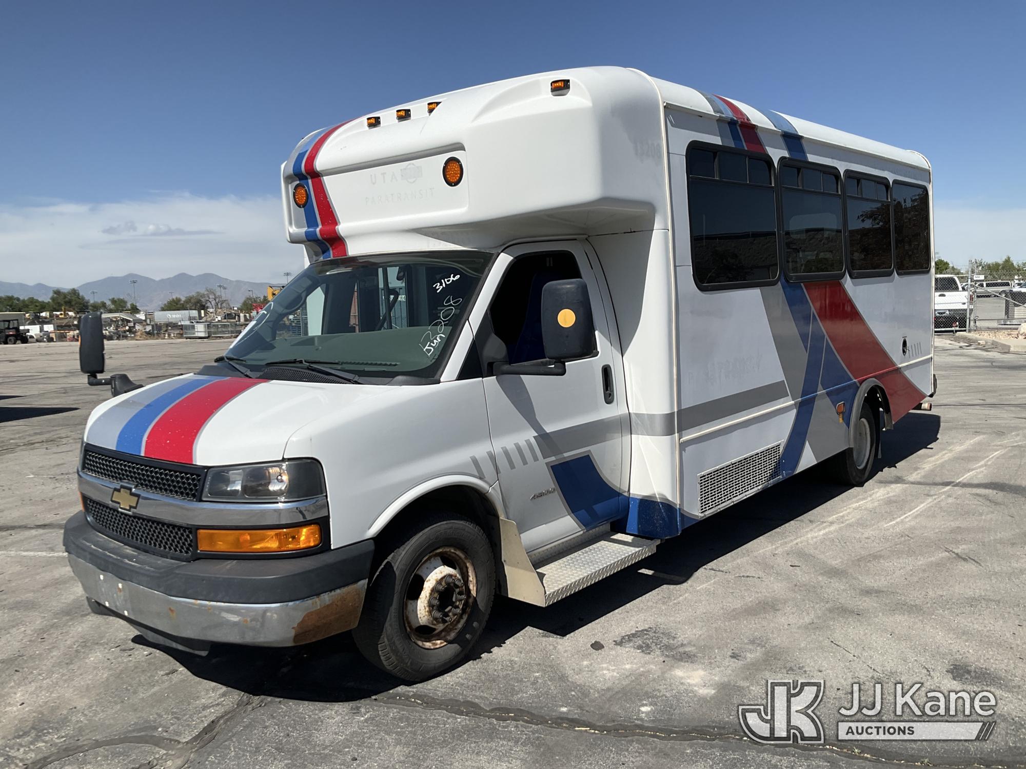 Photo of a 2013 Chevrolet Express G4500
