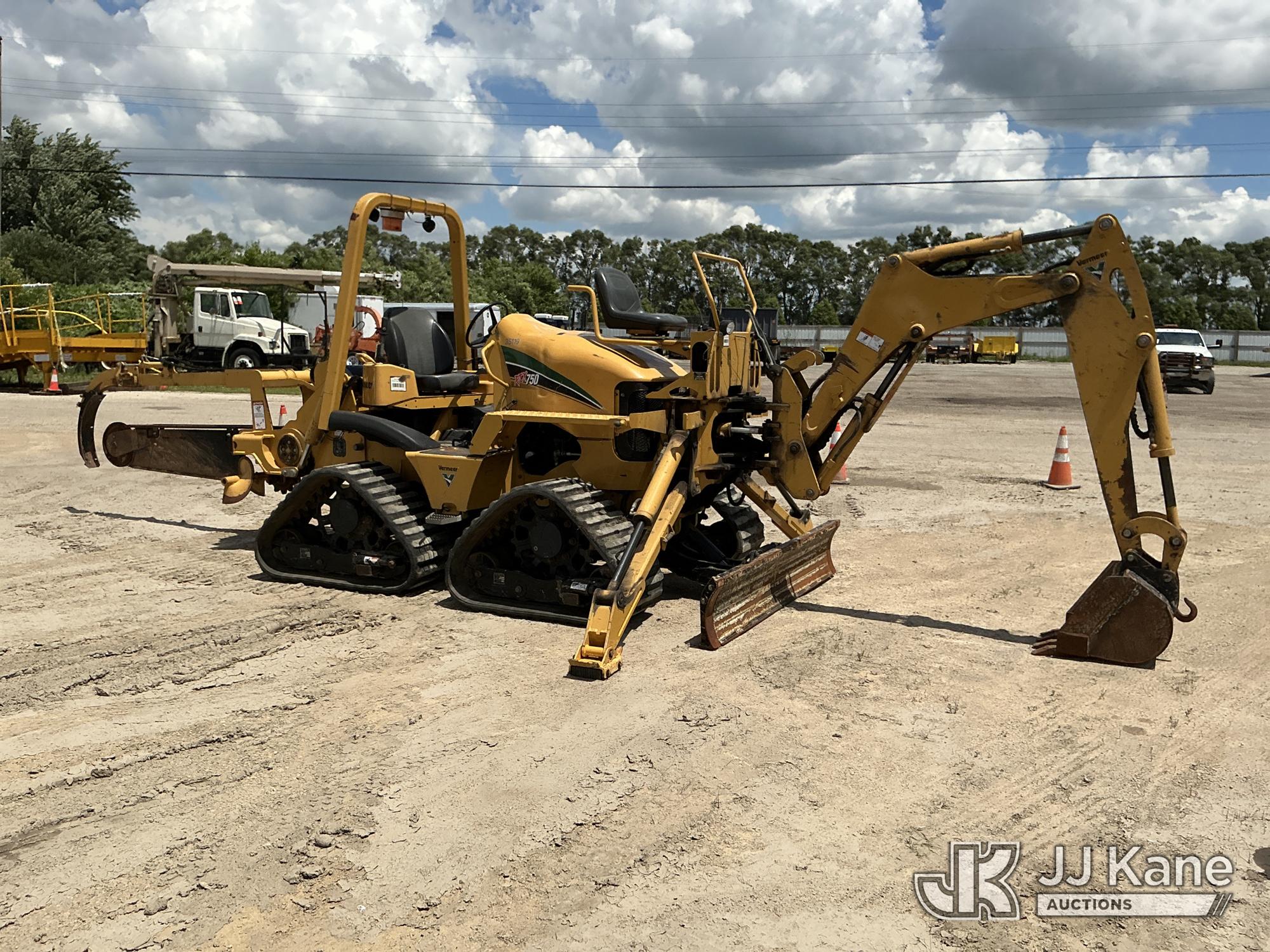Photo of a 2014 Vermeer RTX750