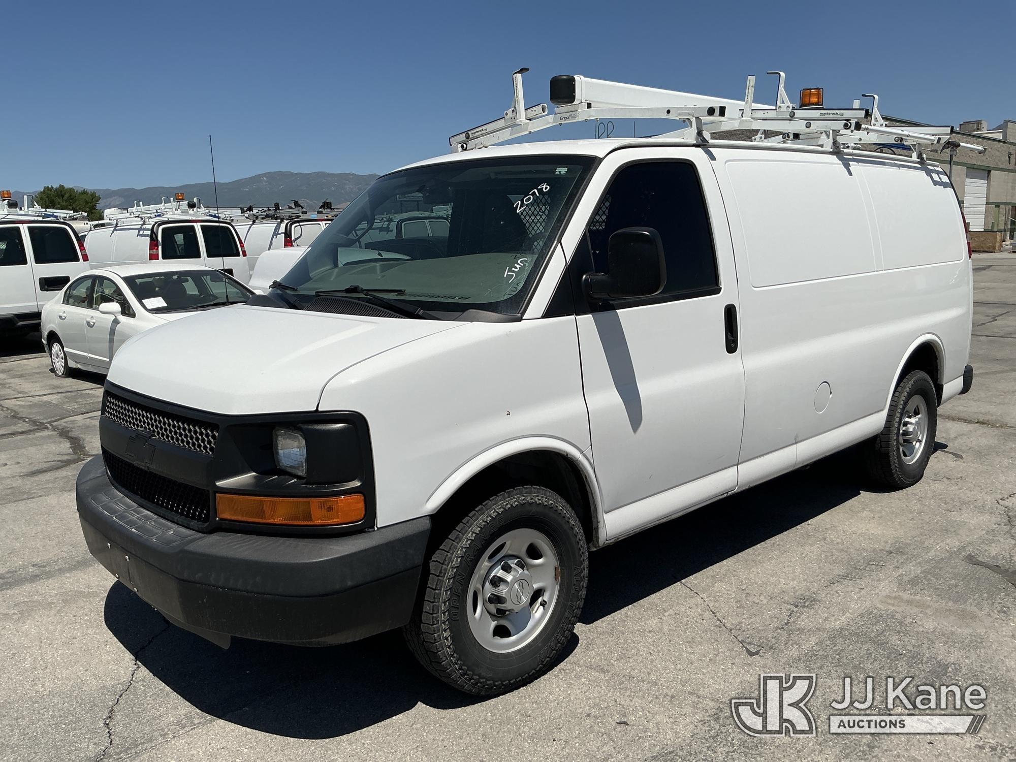 Photo of a 2016 Chevrolet Express G2500