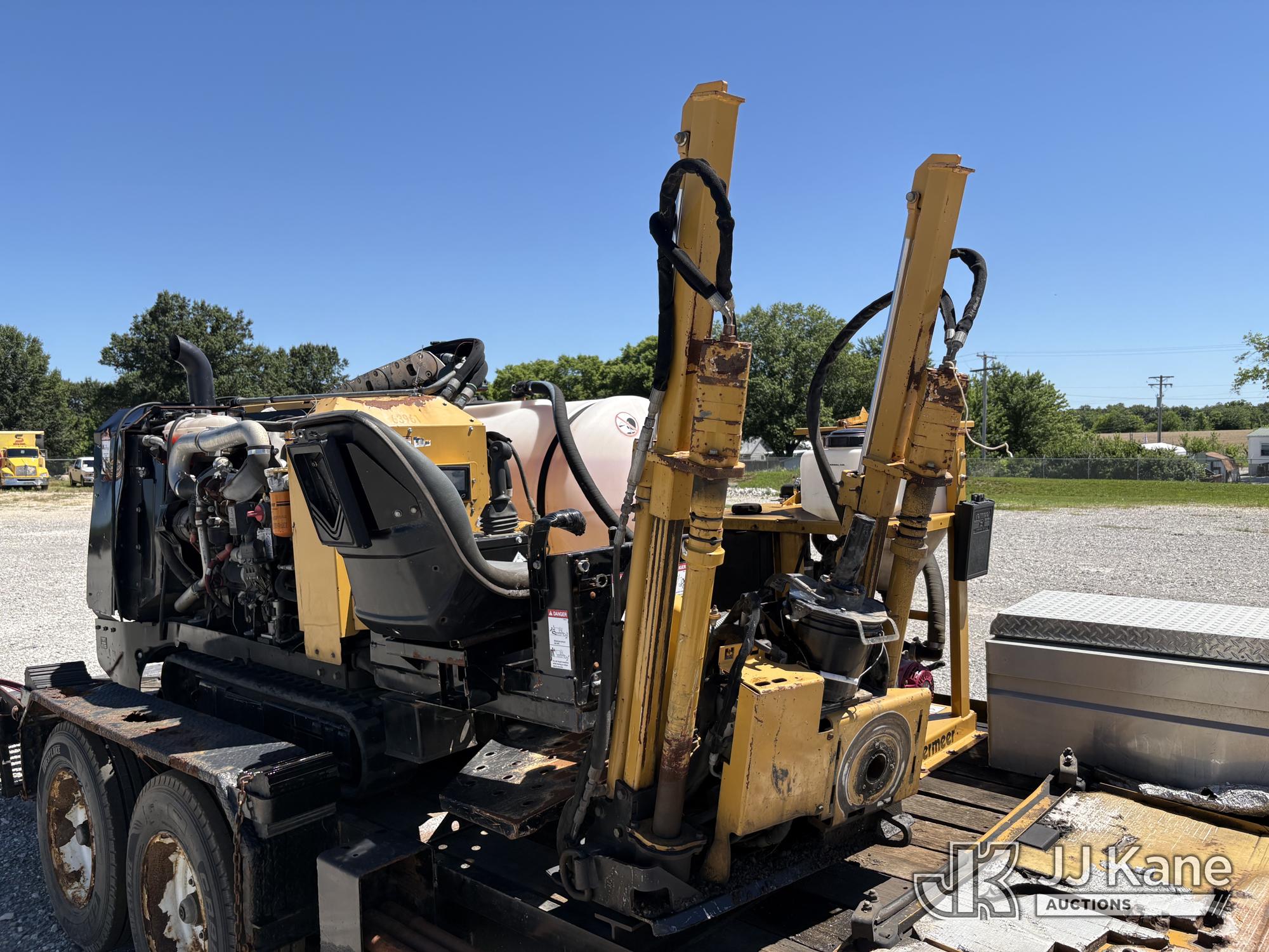 Photo of a 2018 Vermeer D8x12