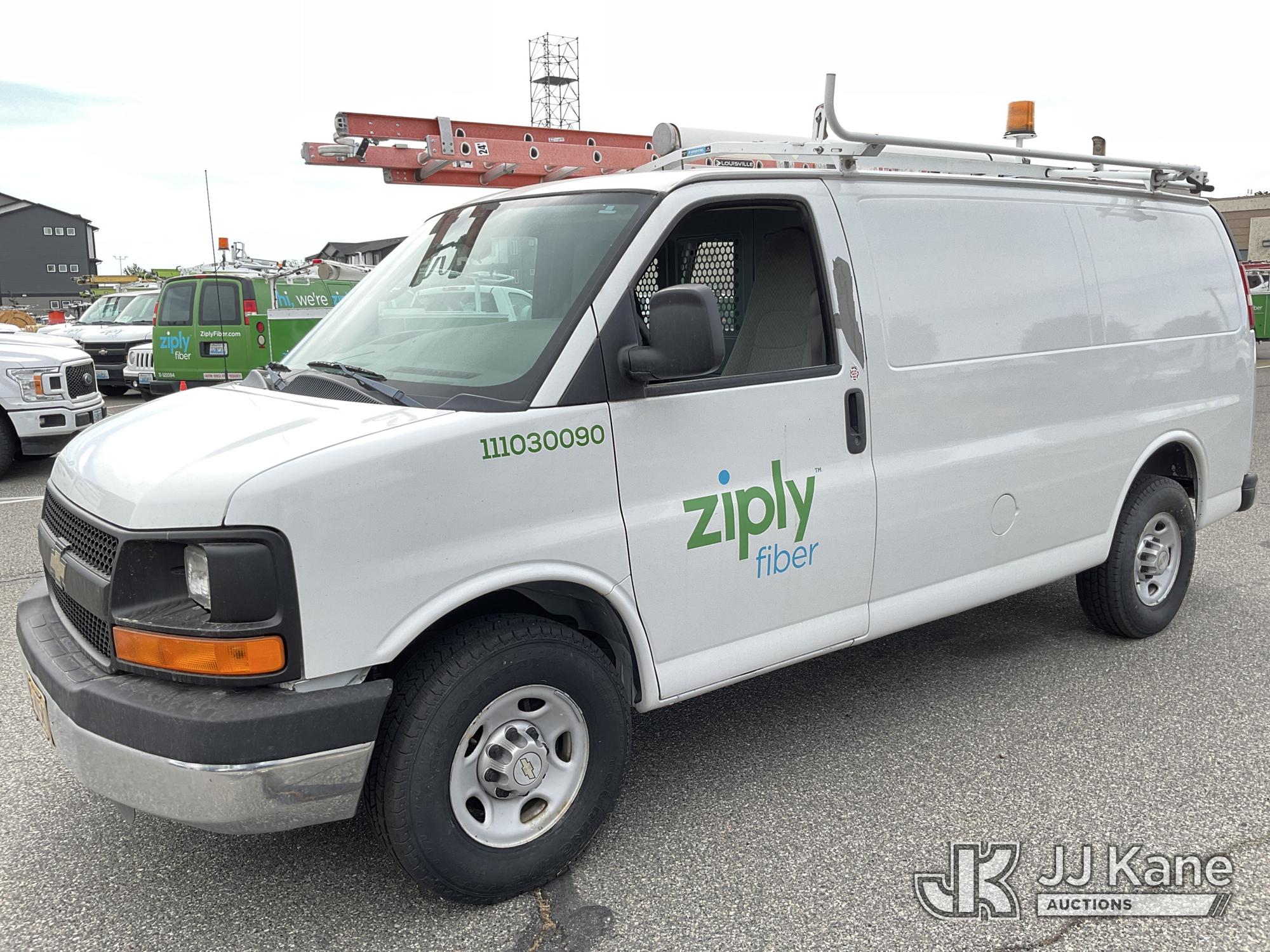 Photo of a 2010 Chevrolet Express G2500