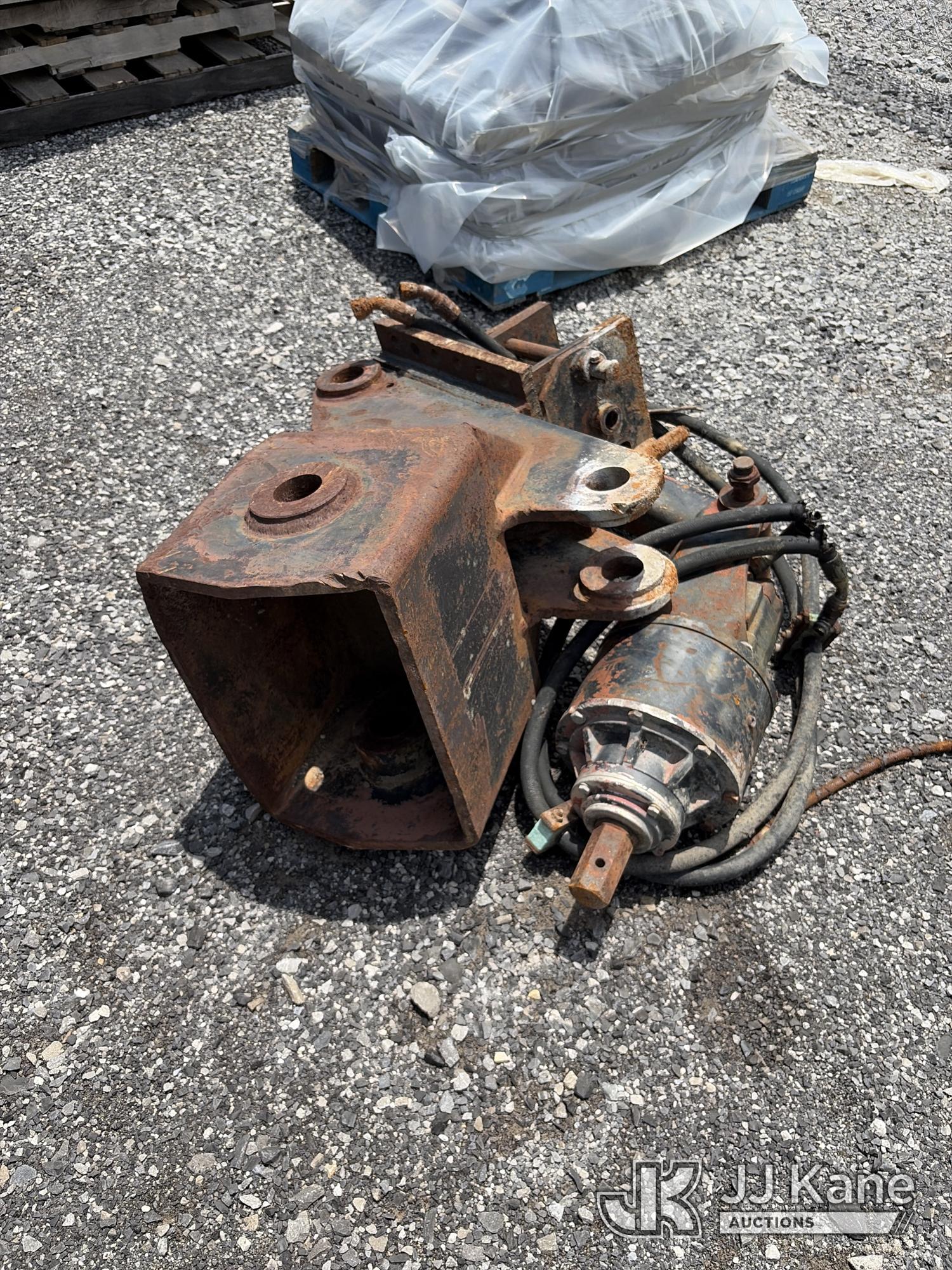 Hydraulic Powered Attachment Auger/ Drive Assembly (Used. Operational condition unknown.) NOTE: This unit is being sold AS IS/WHERE IS via Timed Auction and is located in Hammond