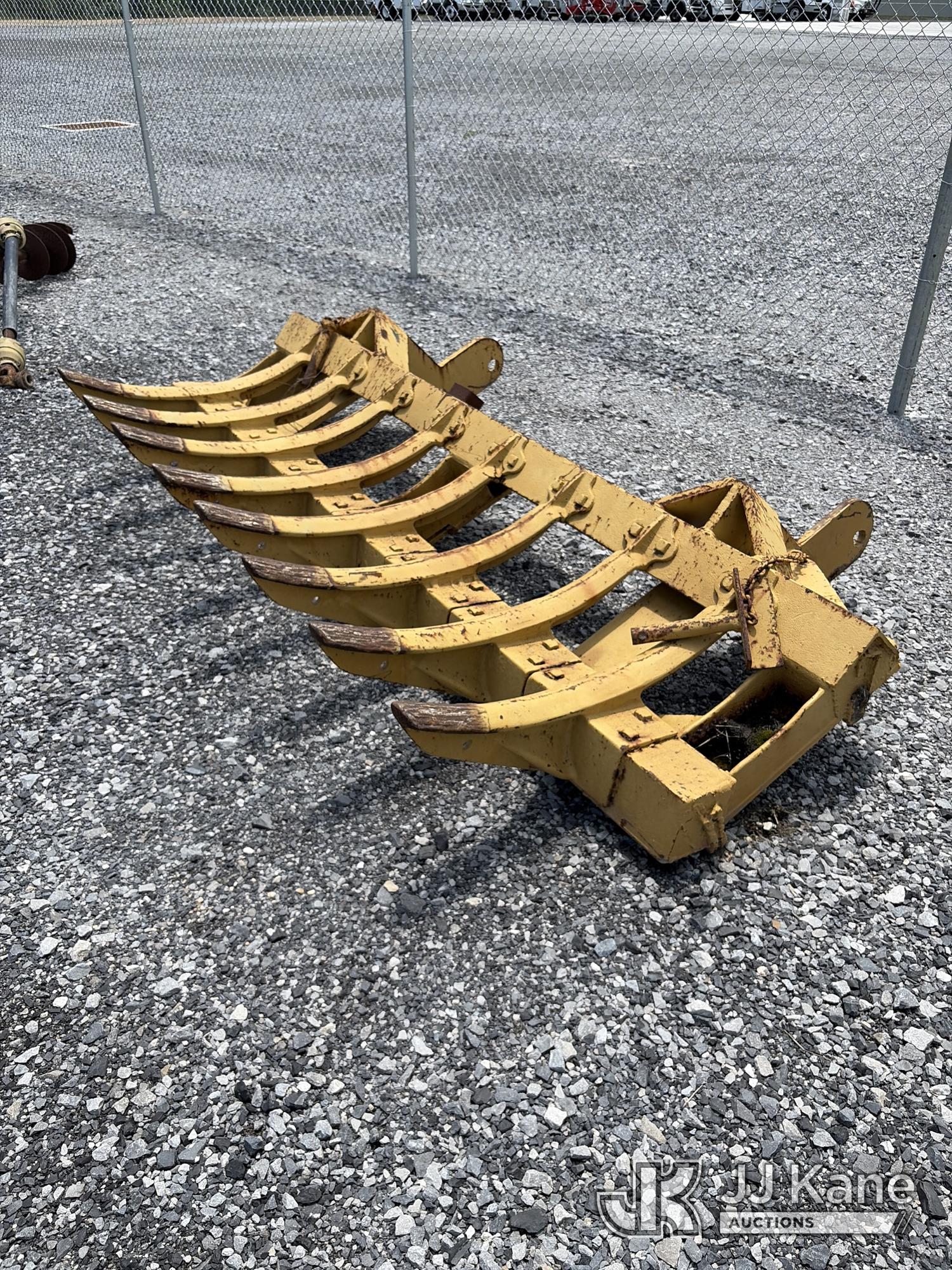 Rake (Used) NOTE: This unit is being sold AS IS/WHERE IS via Timed Auction and is located in Hammond