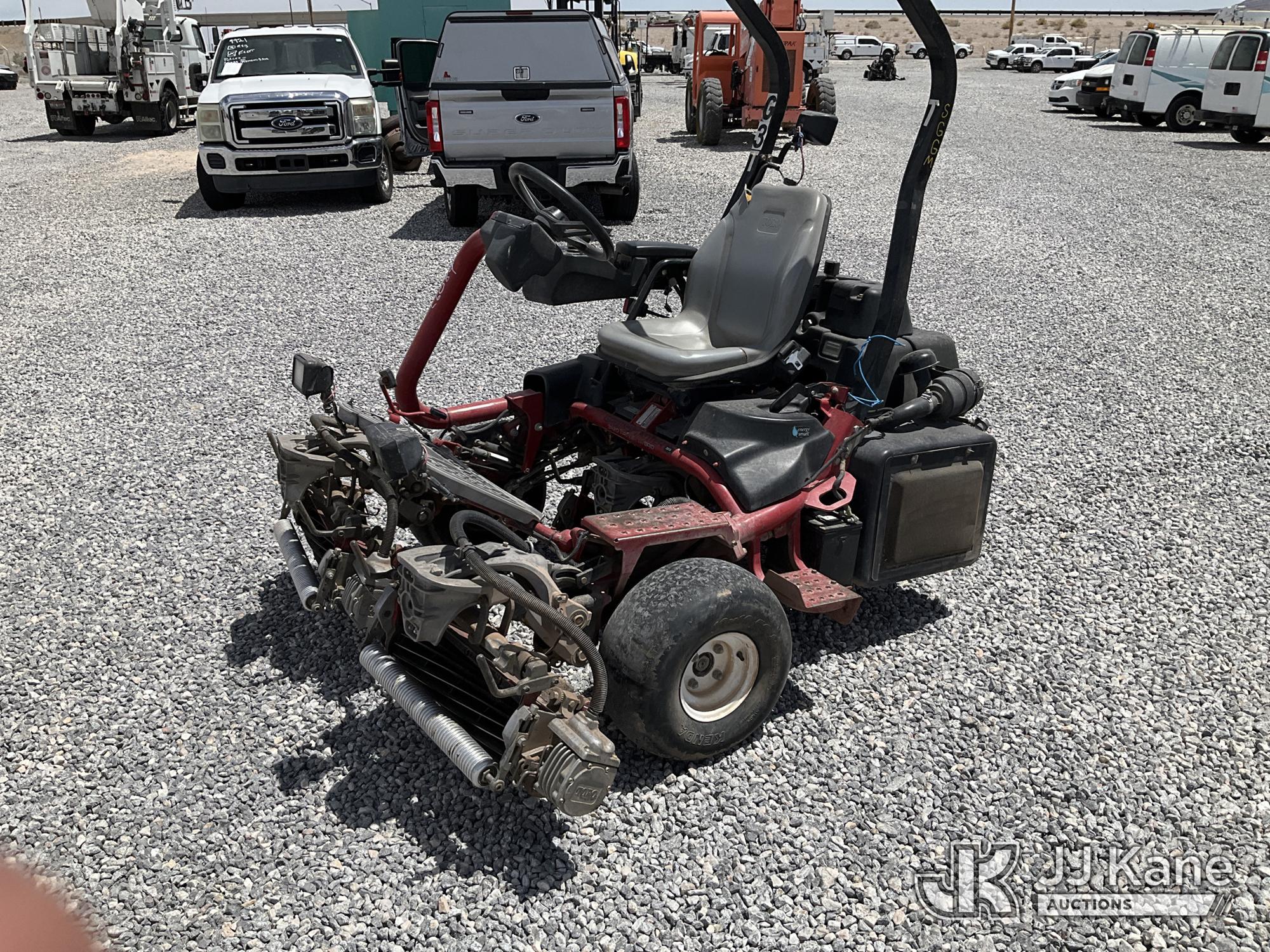 Photo of a 2013 Toro GREENSMASTER 3420