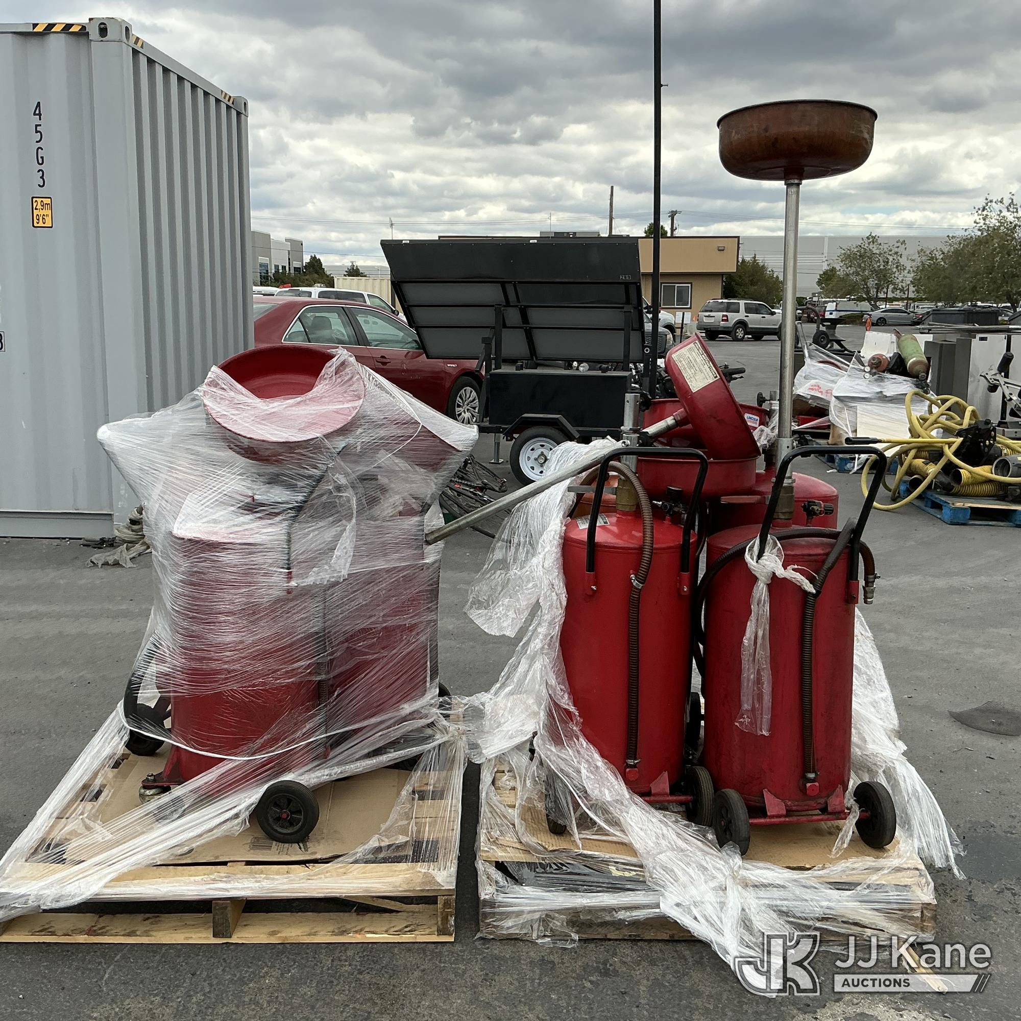 (2 Pallets) Portable Fuel Caddies (Used) NOTE: This unit is being sold AS IS/WHERE IS via Timed Auction and is located in Jurupa Valley