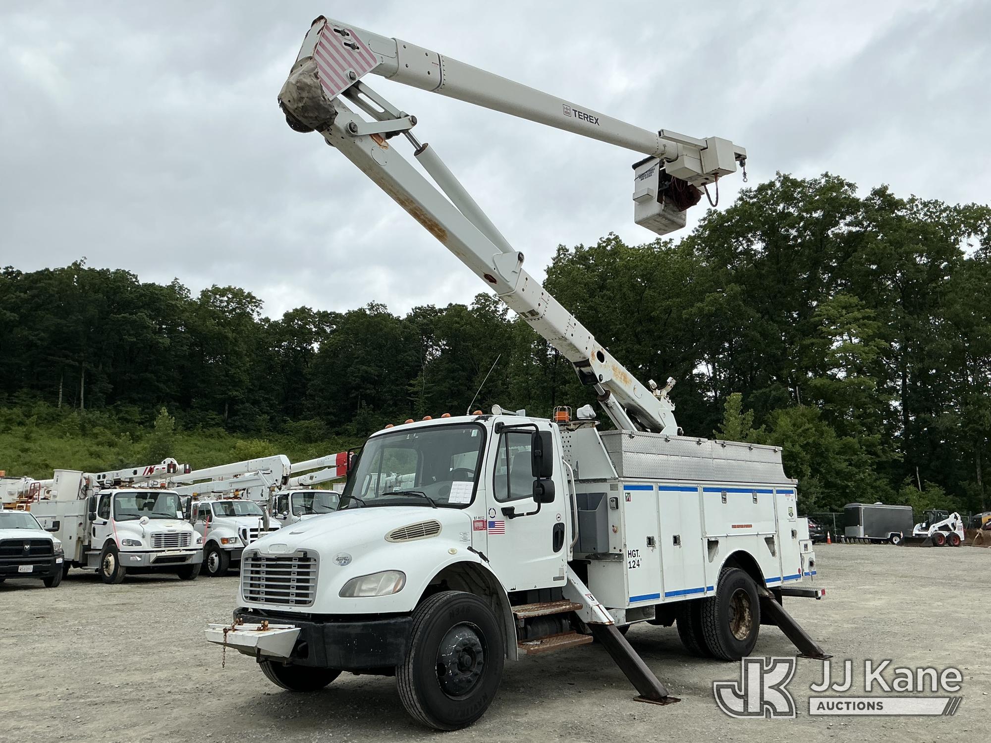 2010 Freightliner M2 106