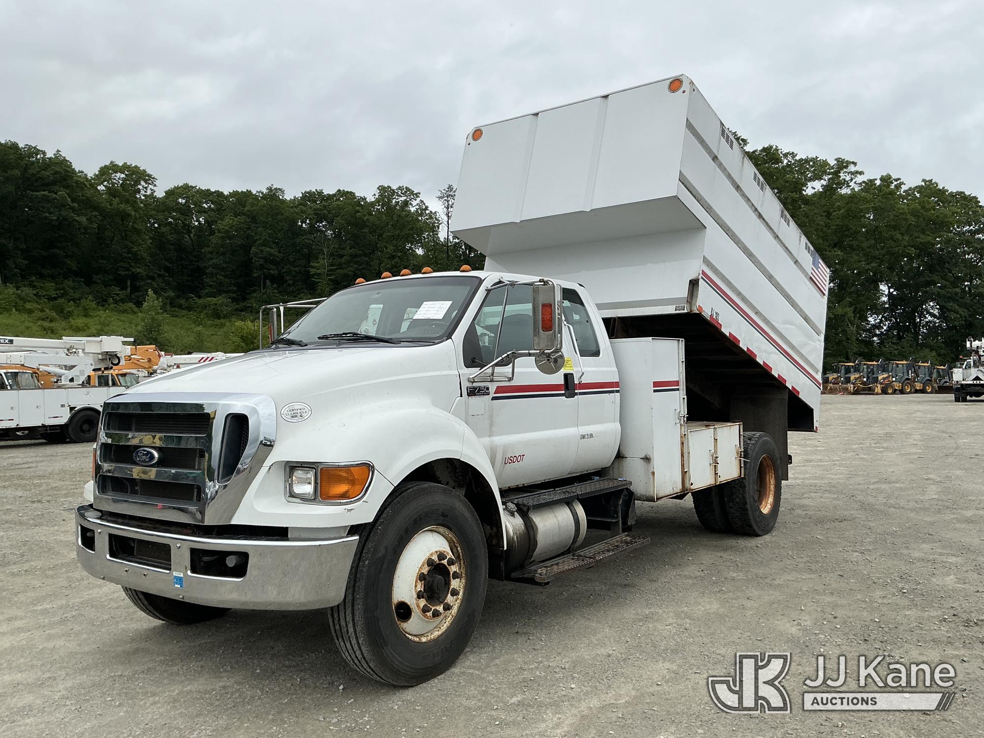 Photo of a 2015 Ford F-750