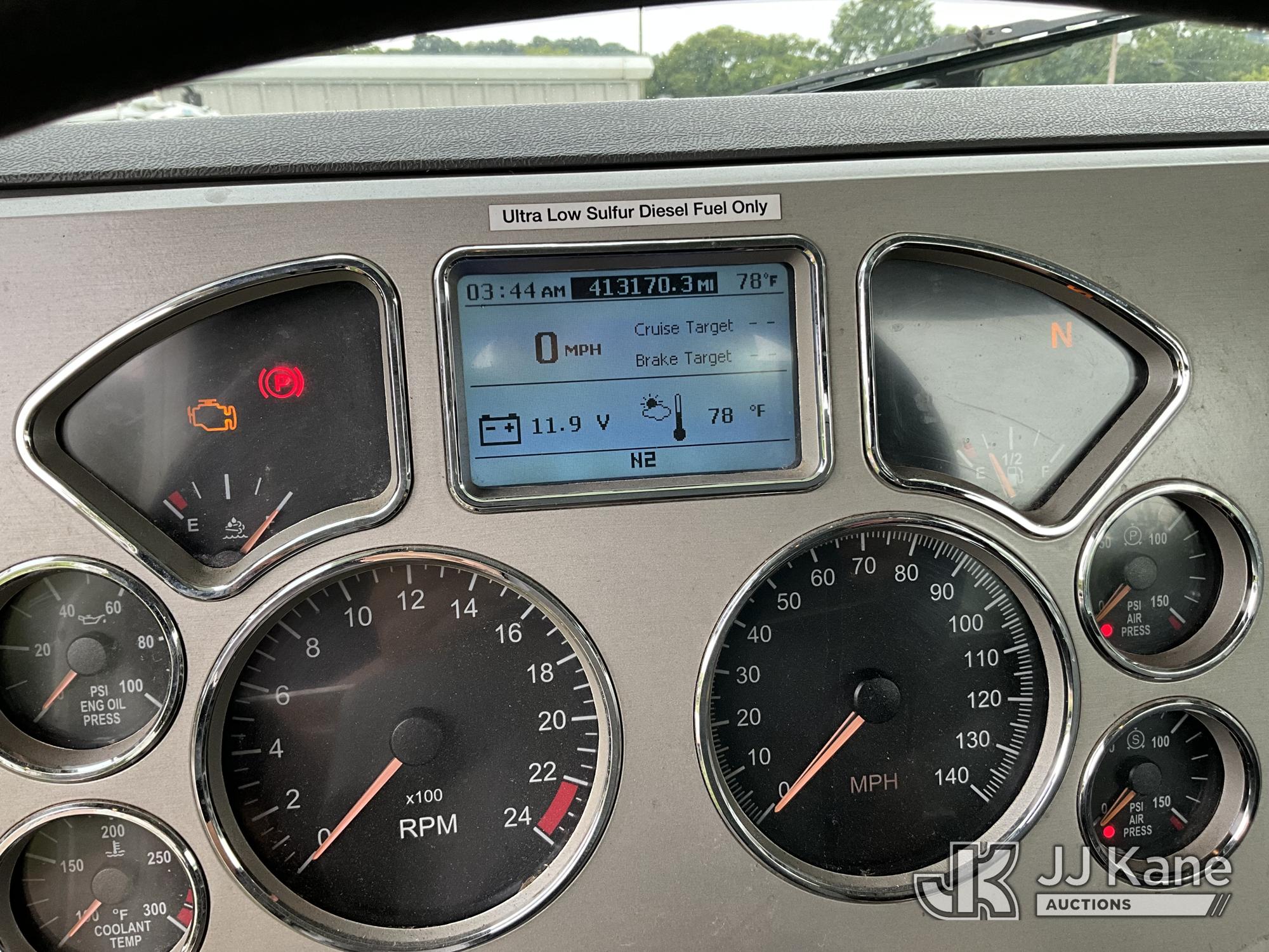 2017 Mack CXU612