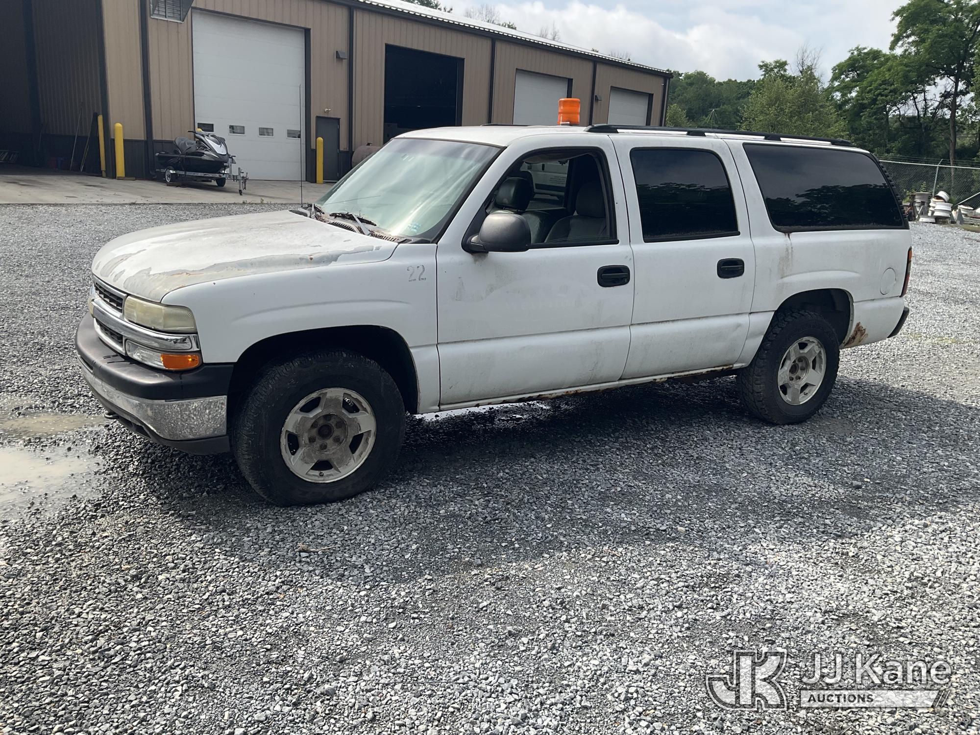 Photo of a 2006 Chevrolet Suburban 4x4