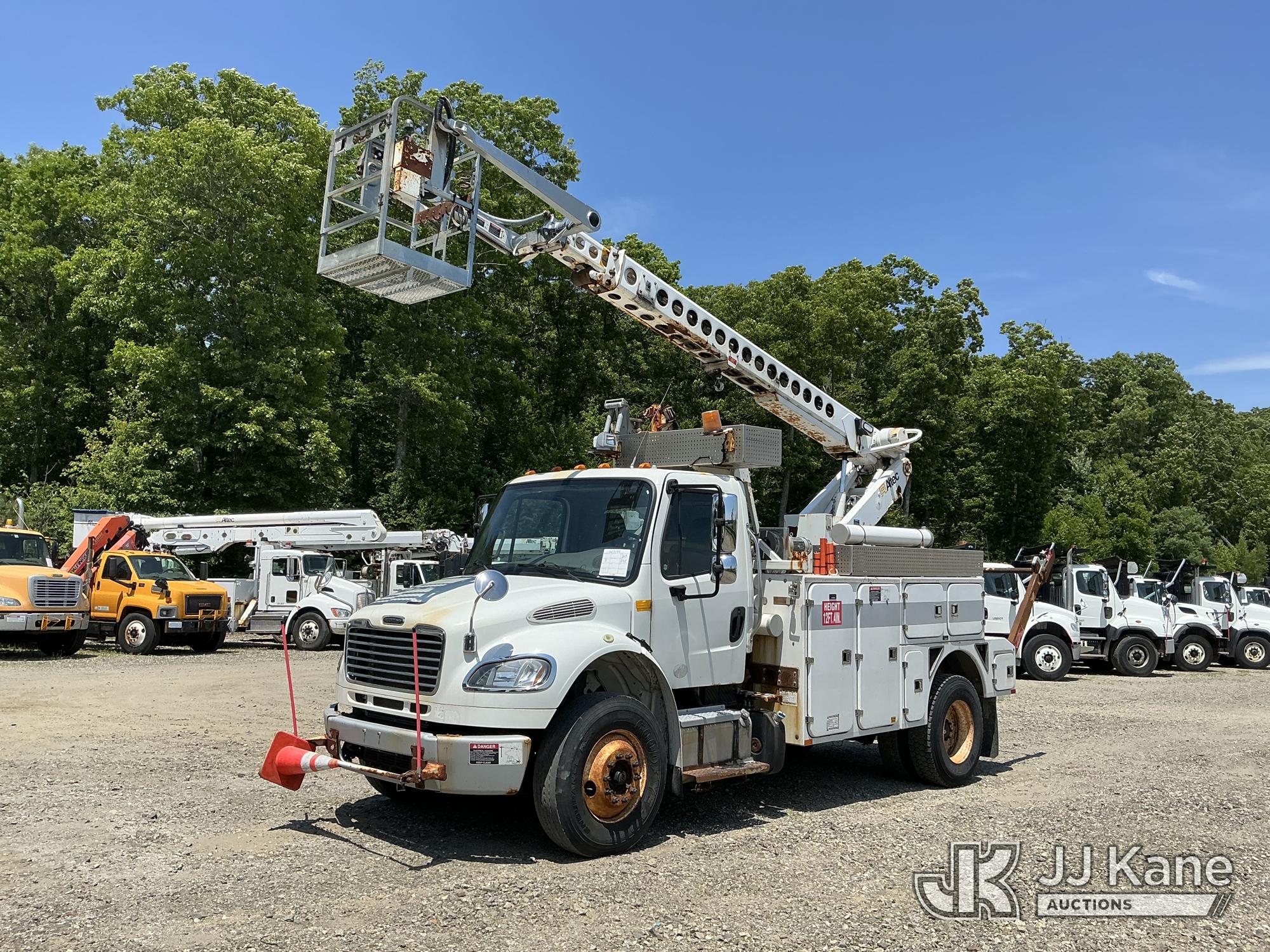 2015 Freightliner M2 106