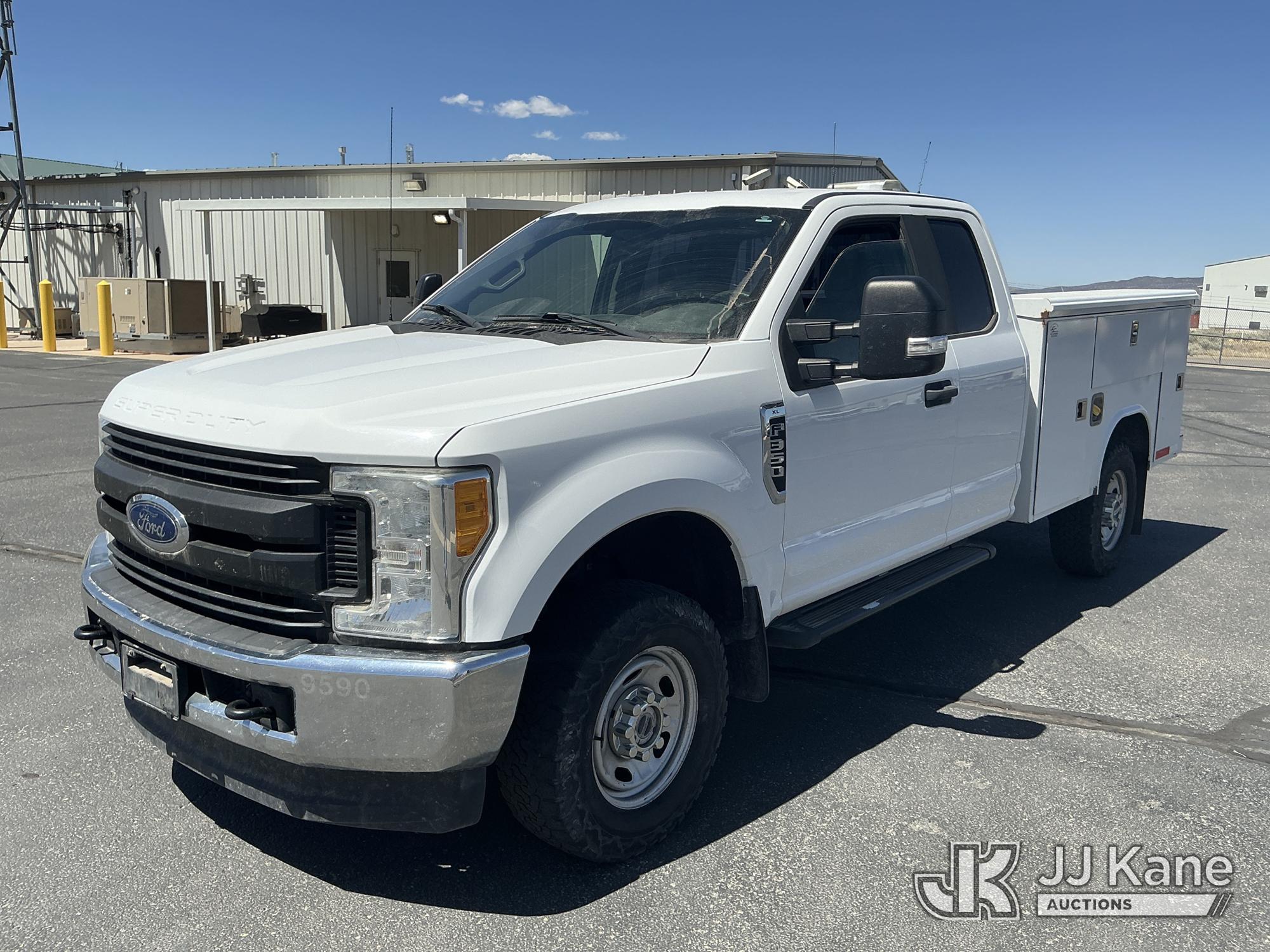 Photo of a 2017 Ford F350 4x4