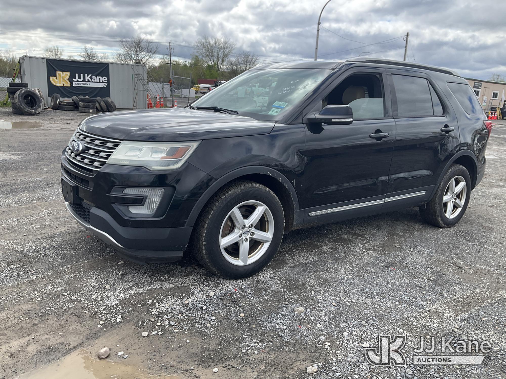 Photo of a 2016 Ford Explorer 4x4