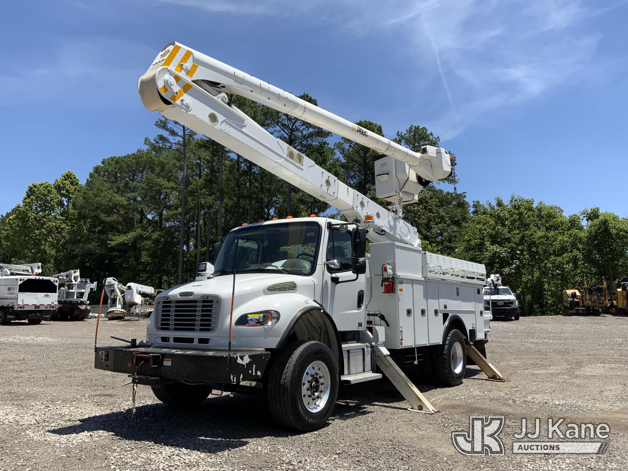 Altec AA55-MH, Material Handling Bucket Truck rear mounted on 2020 Freightliner M2 106 Utility Truck
