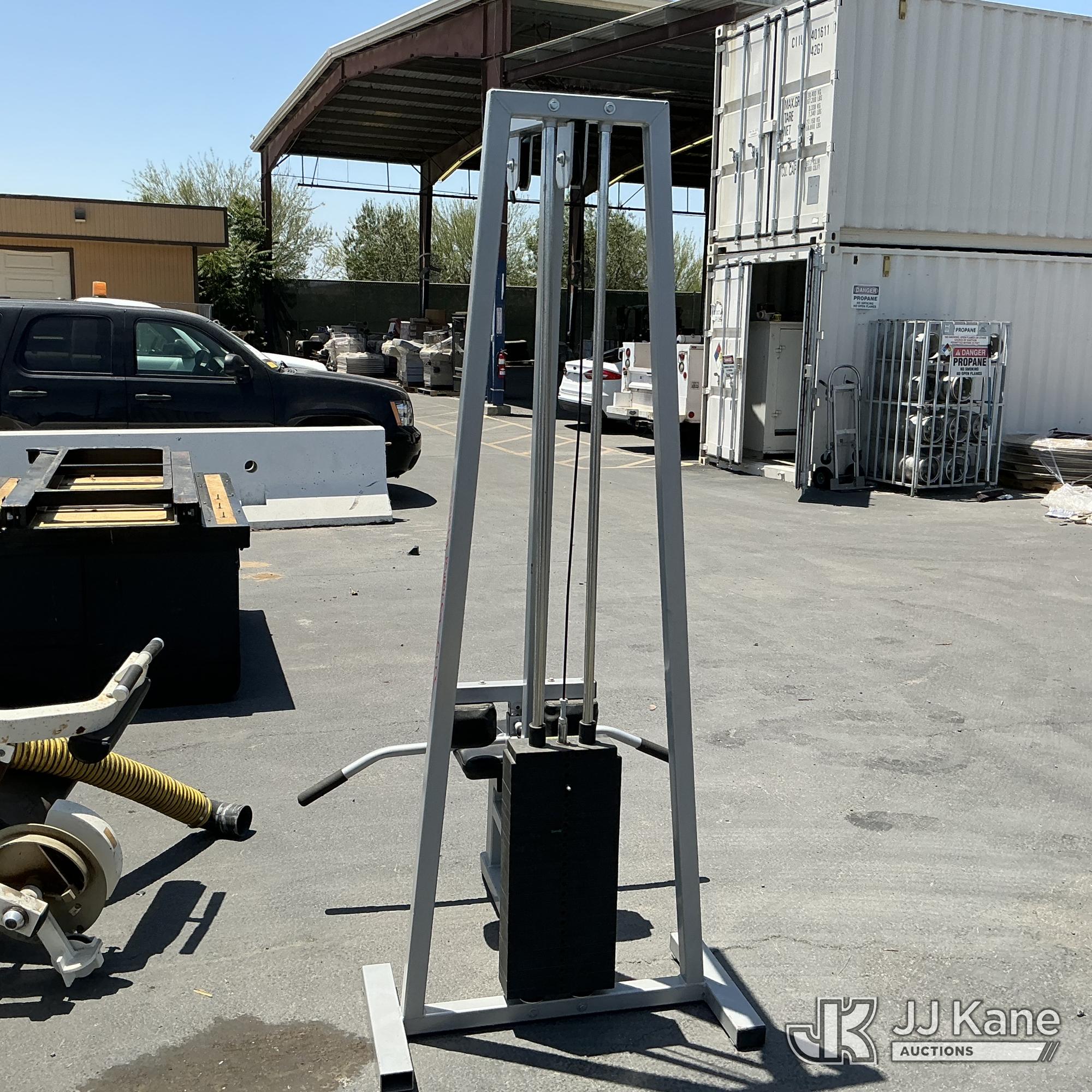 Lat Pulldown Machine (Used) NOTE: This unit is being sold AS IS/WHERE IS via Timed Auction and is located in Jurupa Valley