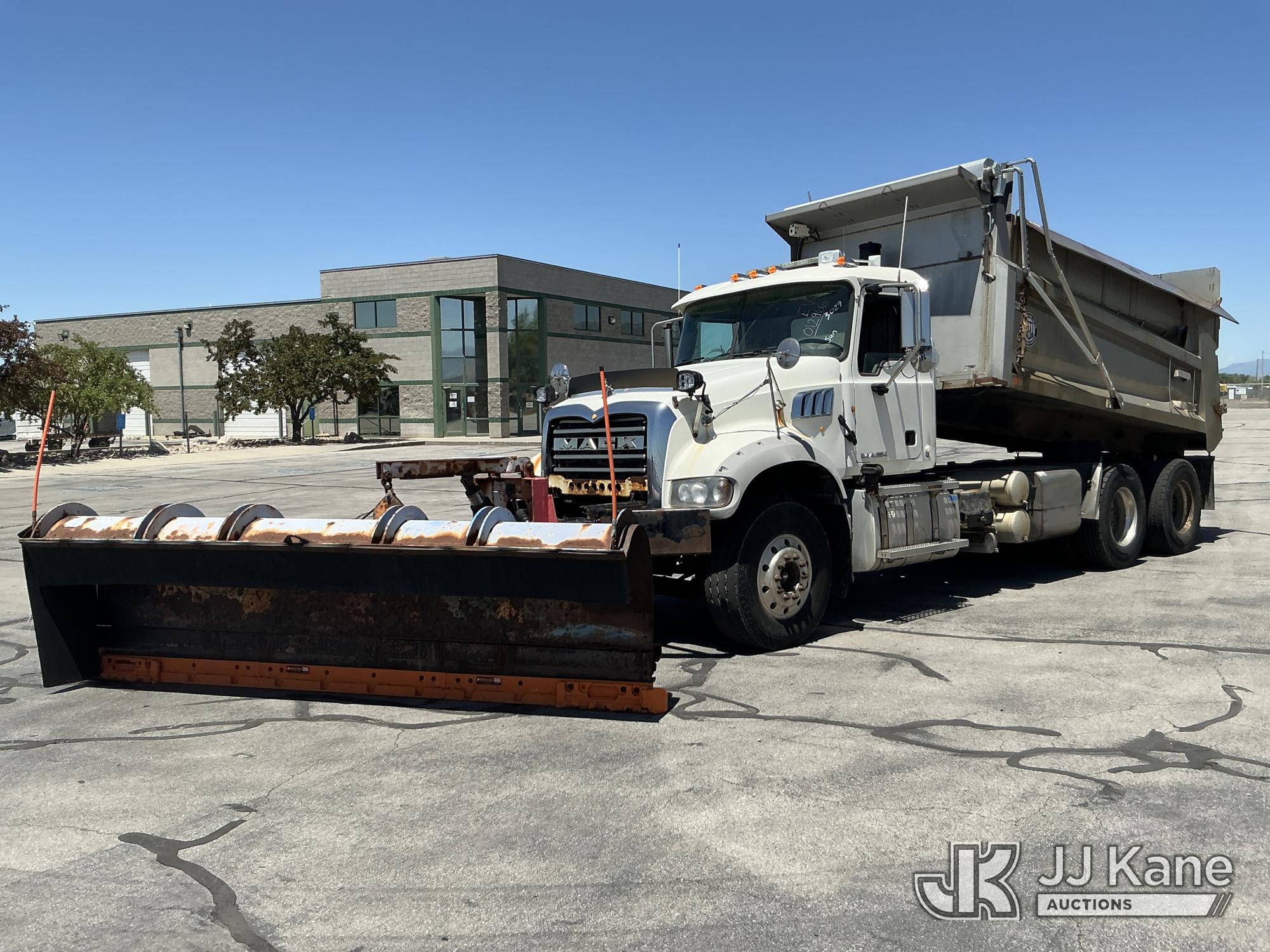 Photo of a 2012 Mack Granite