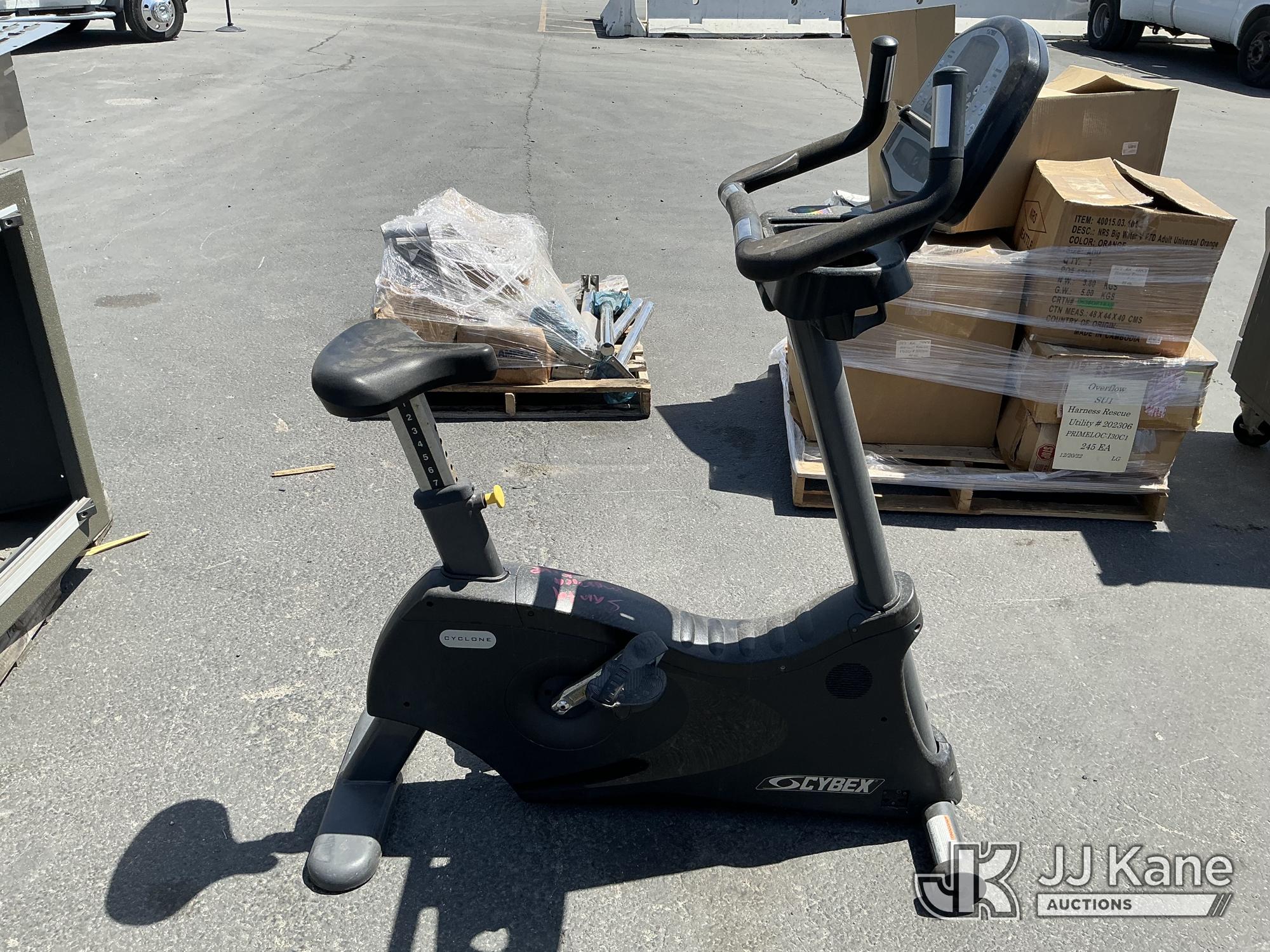 Exercise Bike (Used) NOTE: This unit is being sold AS IS/WHERE IS via Timed Auction and is located in Jurupa Valley