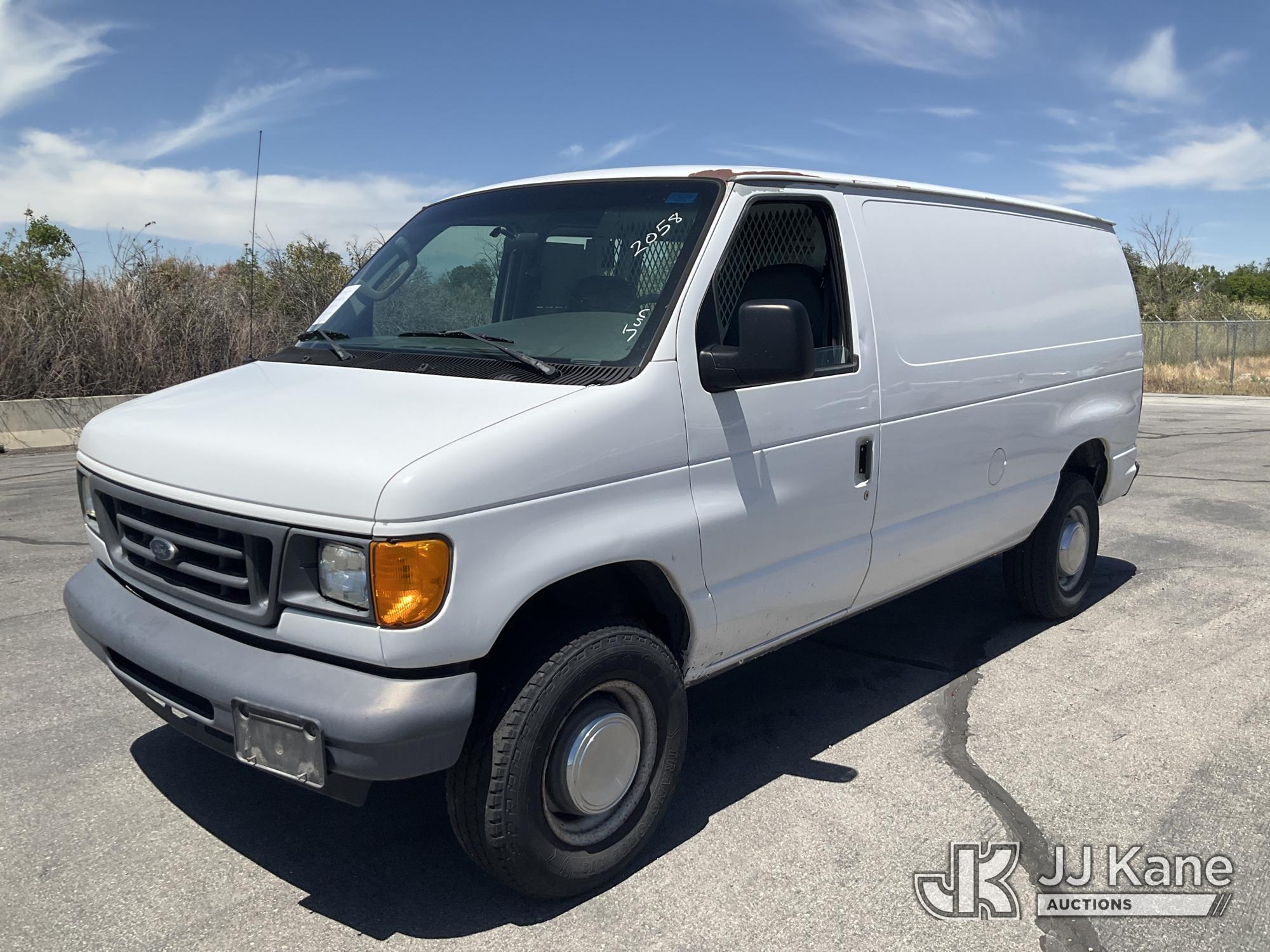 Photo of a 2006 Ford E350