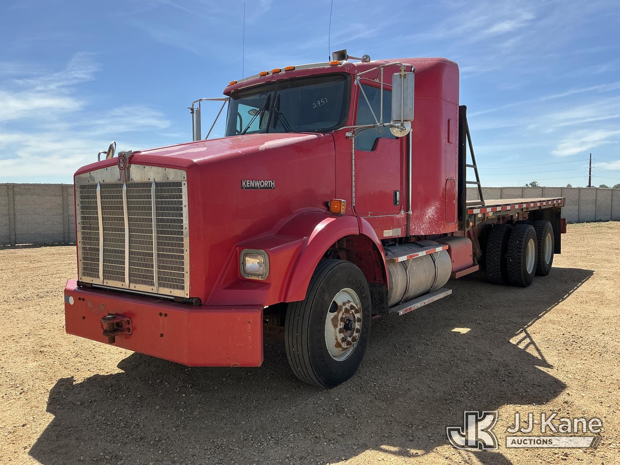 Photo of a 2008 Kenworth T800