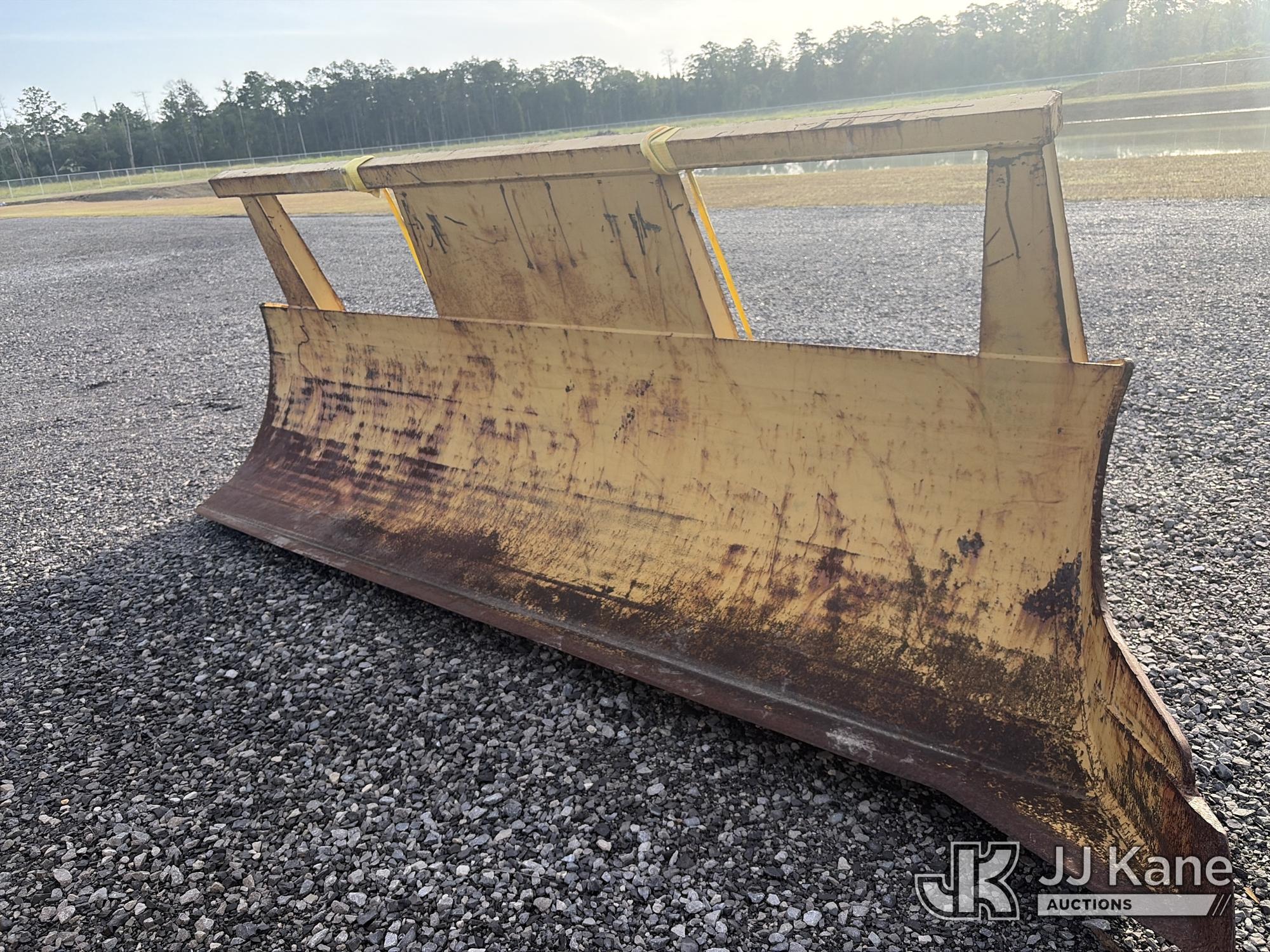 Rome KG Clearing Blade with "Stinger" Spike. Fits D7G Crawler Dozer NOTE: This unit is being sold AS IS/WHERE IS via Timed Auction and is located in Hammond