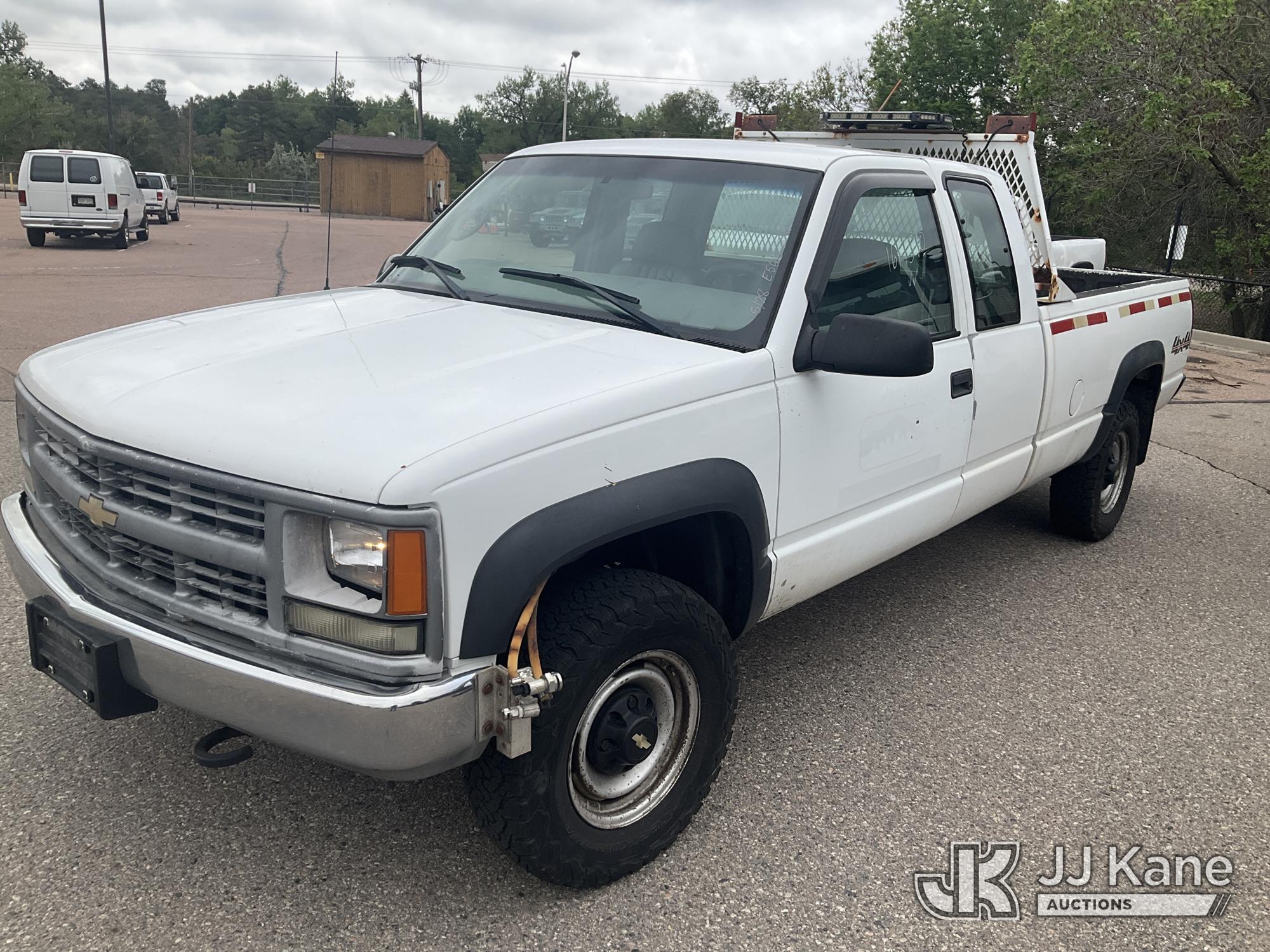 Photo of a 2000 Chevrolet C/K 2500 4X4