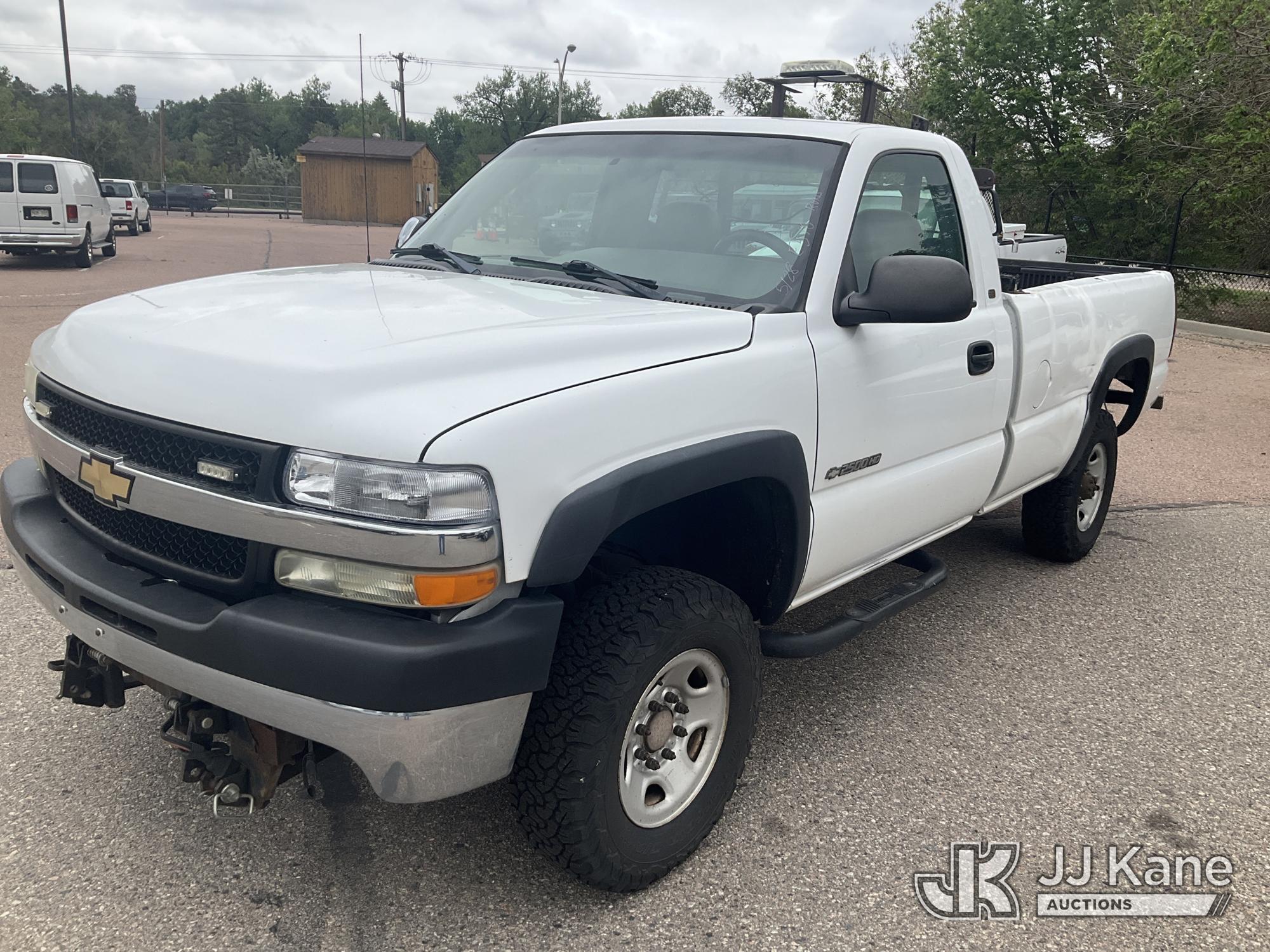 Photo of a 2001 Chevrolet Silverado 2500HD 4x4