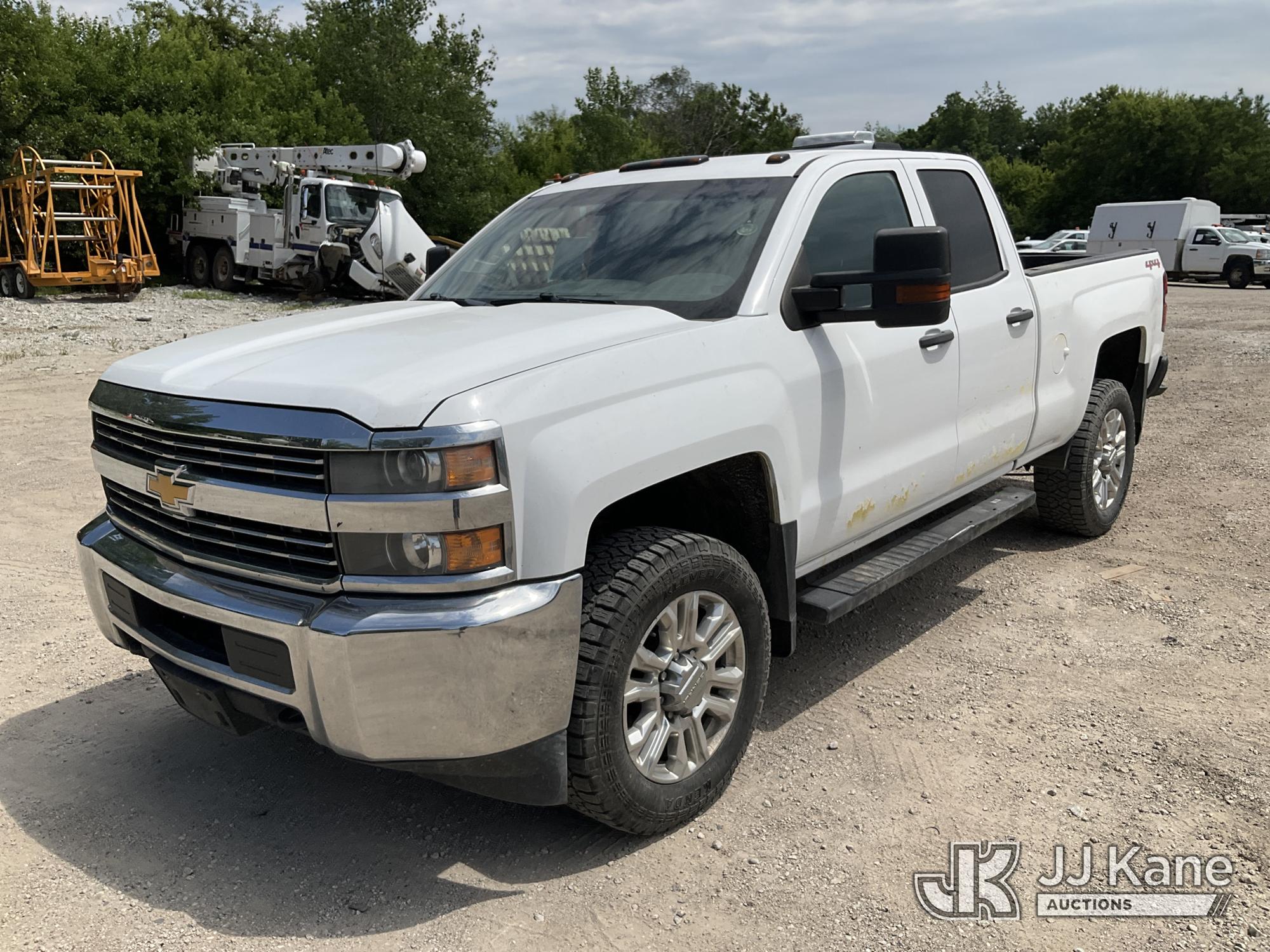 Photo of a 2015 Chevrolet Silverado 2500HD 4x4