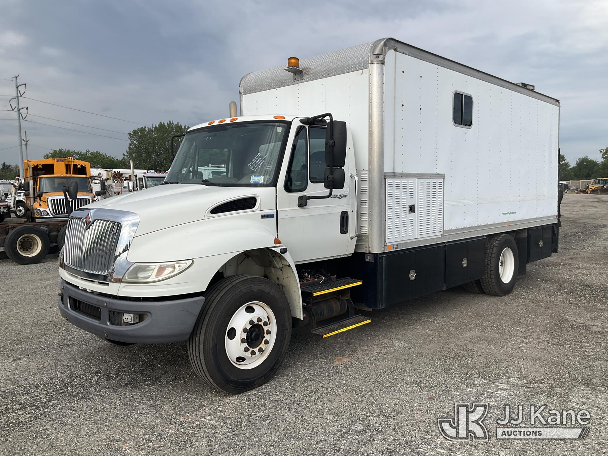 Photo of 2012 International 4400