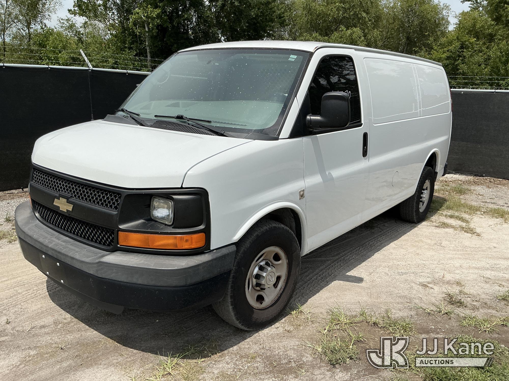 Photo of a 2014 Chevrolet Express G2500