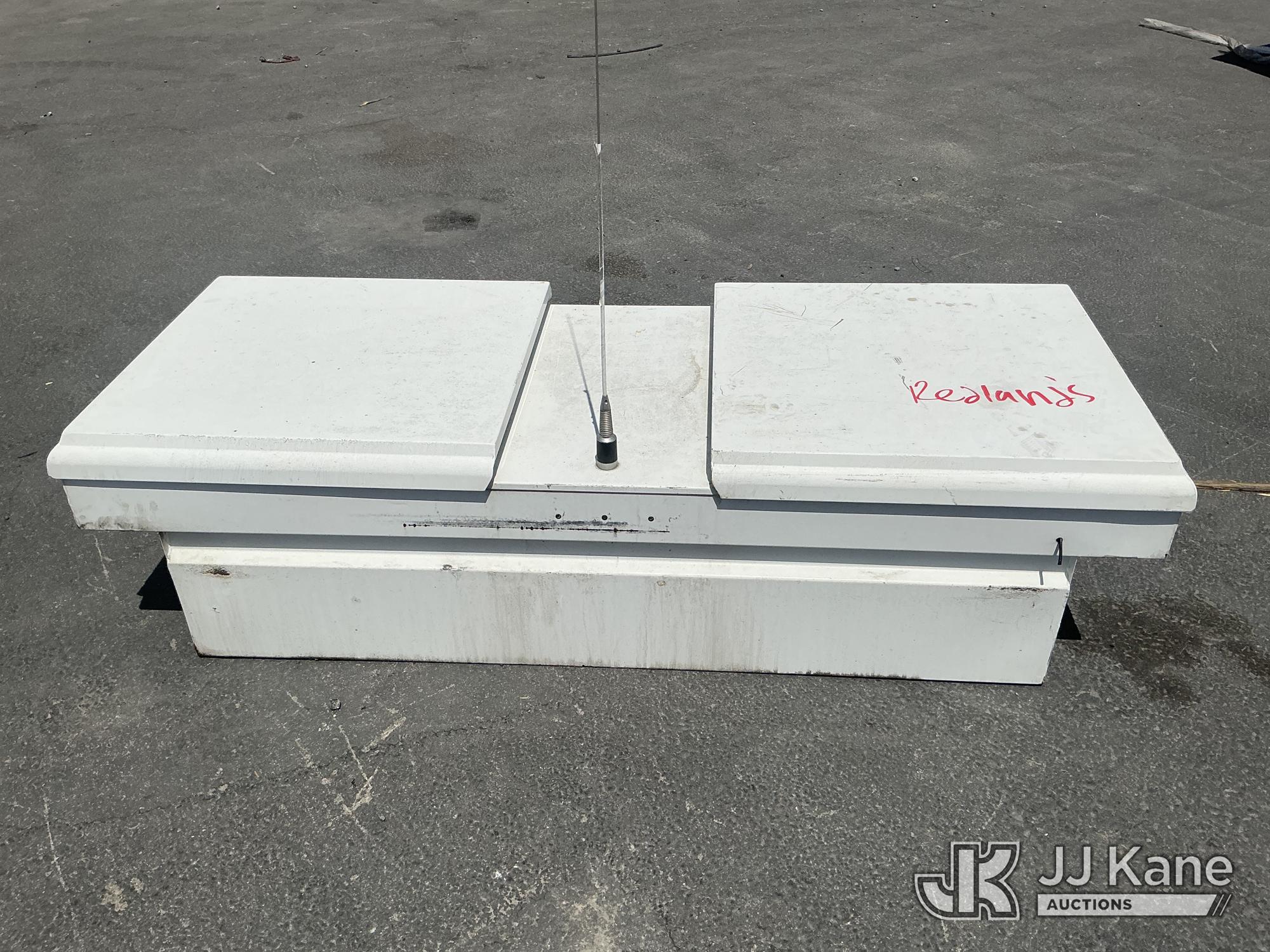 Weather Guard Truck Bed Storage Box (Used) NOTE: This unit is being sold AS IS/WHERE IS via Timed Auction and is located in Jurupa Valley
